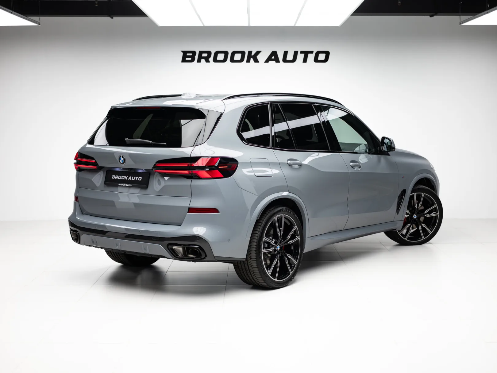 BMW X5 xDrive30d M Sport Pro IV (G05/G18) Рестайлинг, 2026 — экстерьер, фото 4