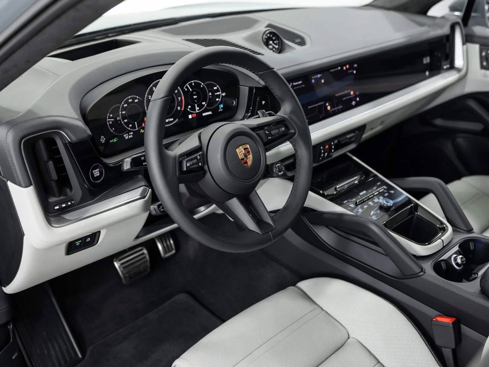 Porsche Cayenne S Coupé III Рестайлинг, 2026 — экстерьер, фото 10