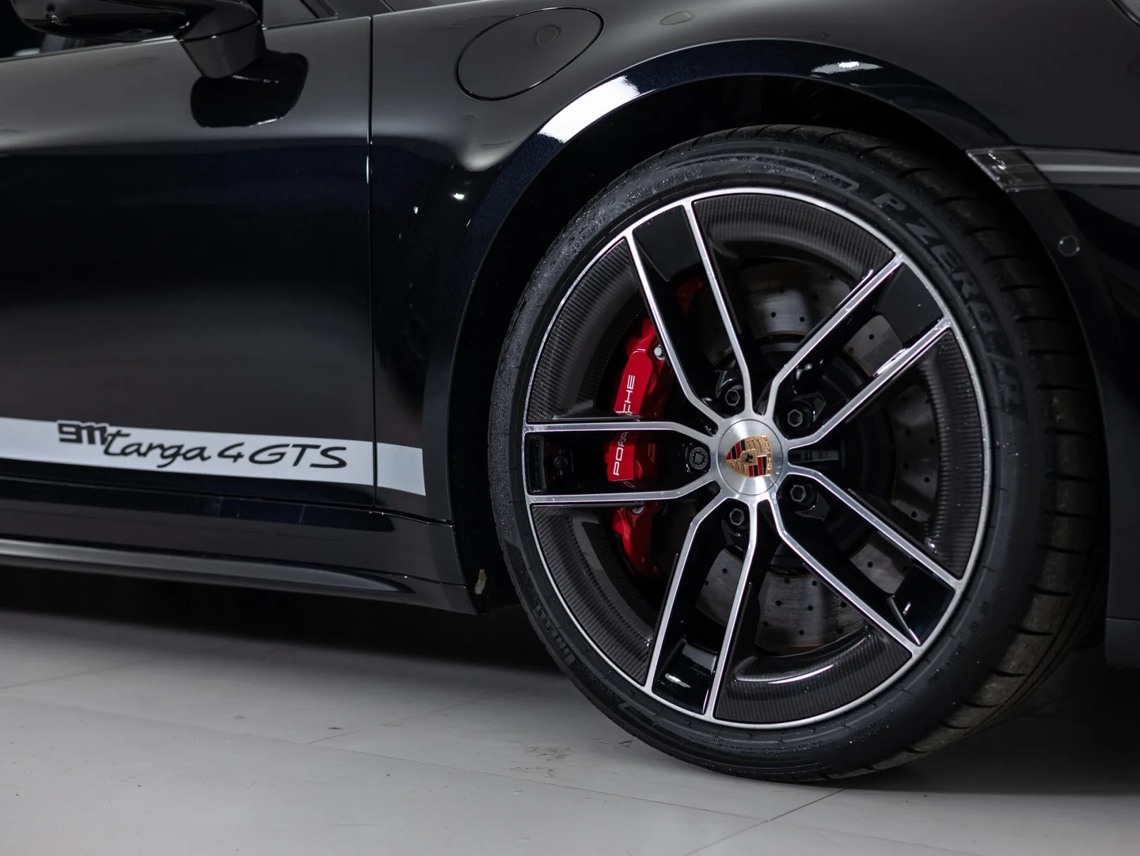 Porsche 911 Targa 4 GTS VIII (992) Рестайлинг, 2025 — экстерьер, фото 36