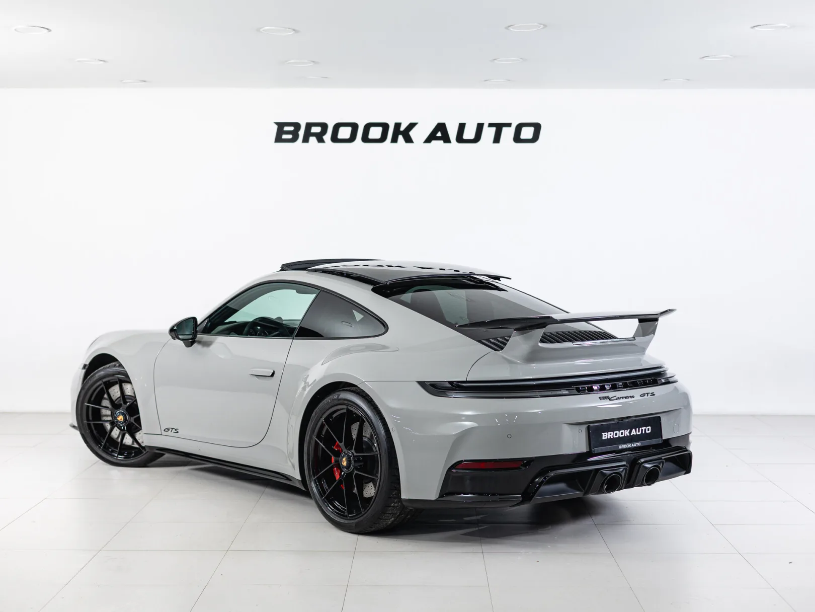 Porsche 911 Carrera 4 GTS VIII (992) Рестайлинг, 2025 — экстерьер, фото 6