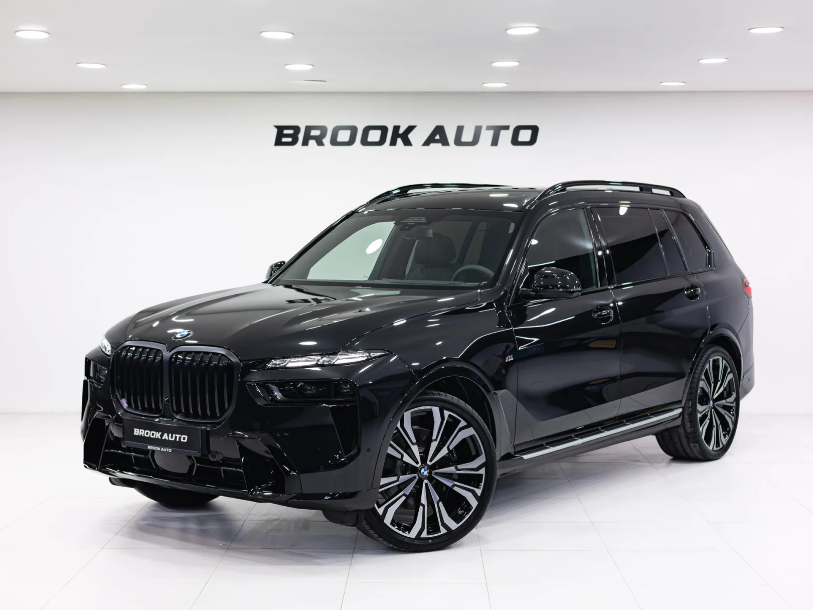 BMW X7 xDrive40d M Sport Pro I (G07) Рестайлинг, 2025 — экстерьер, фото 1
