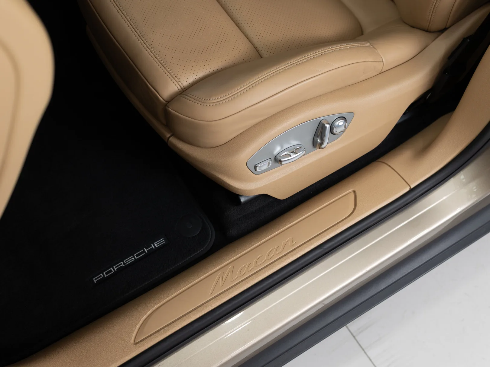 Porsche Macan I, 2018 — экстерьер, фото 11