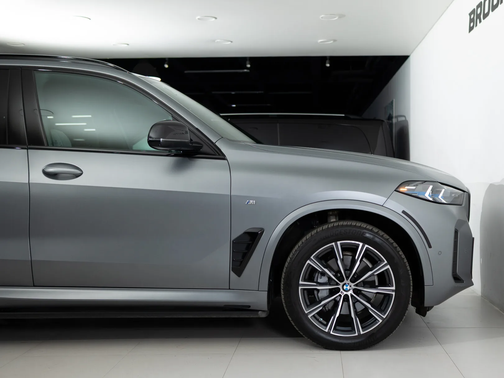 BMW X5 xDrive40i IV (G05/G18) Рестайлинг, 2023 — экстерьер, фото 29