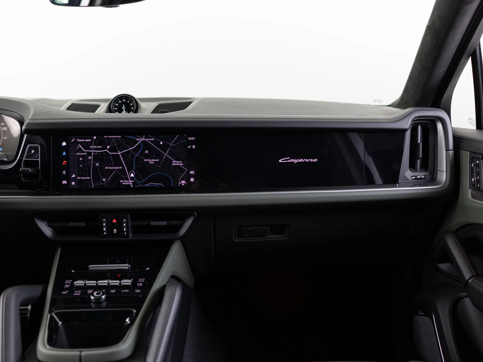 Porsche Cayenne Turbo E-Hybrid Coupé III Рестайлинг, 2024 — экстерьер, фото 20