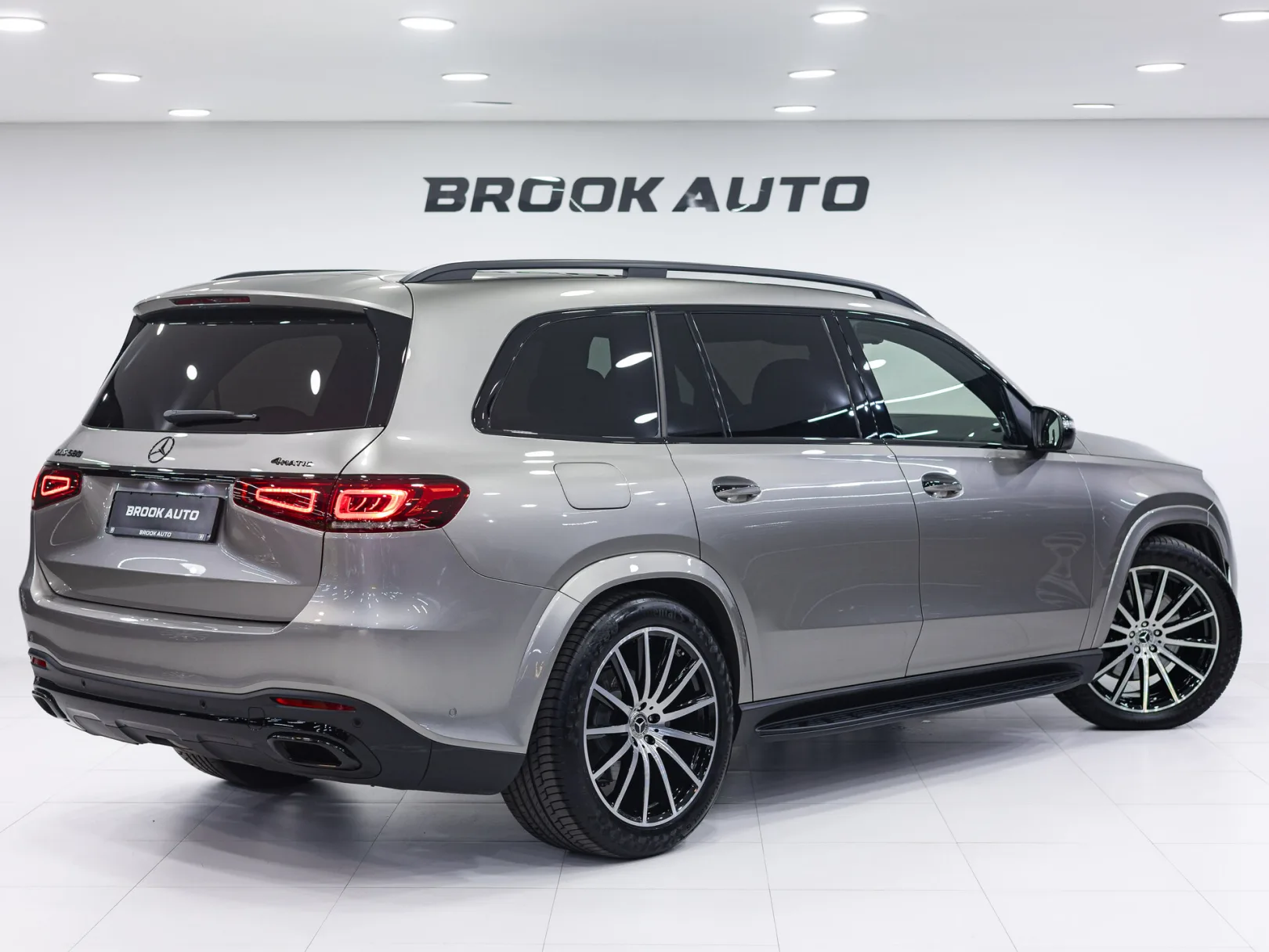 Mercedes-Benz GLS 580 4MATIC II (X167), 2023 — экстерьер, фото 4