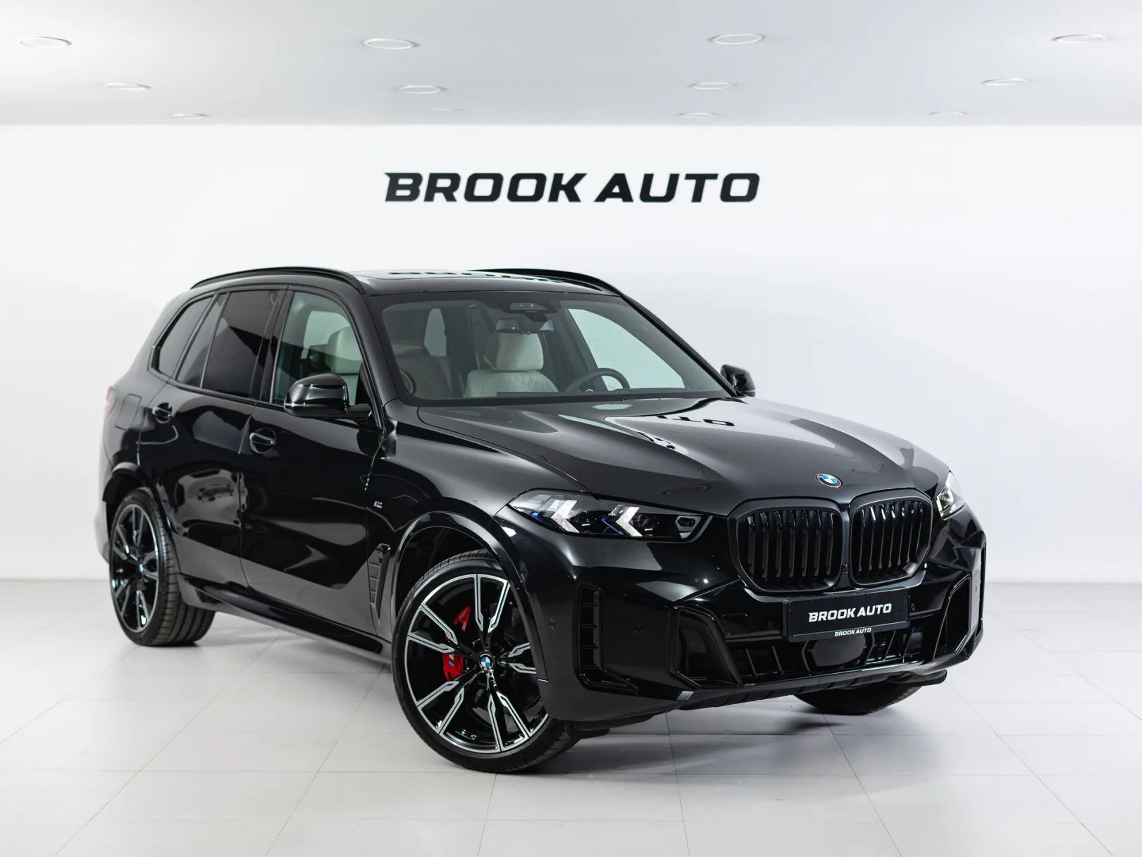 BMW X5 xDrive40d M Sport Pro IV (G05/G18) Рестайлинг, 2025 — экстерьер, фото 3