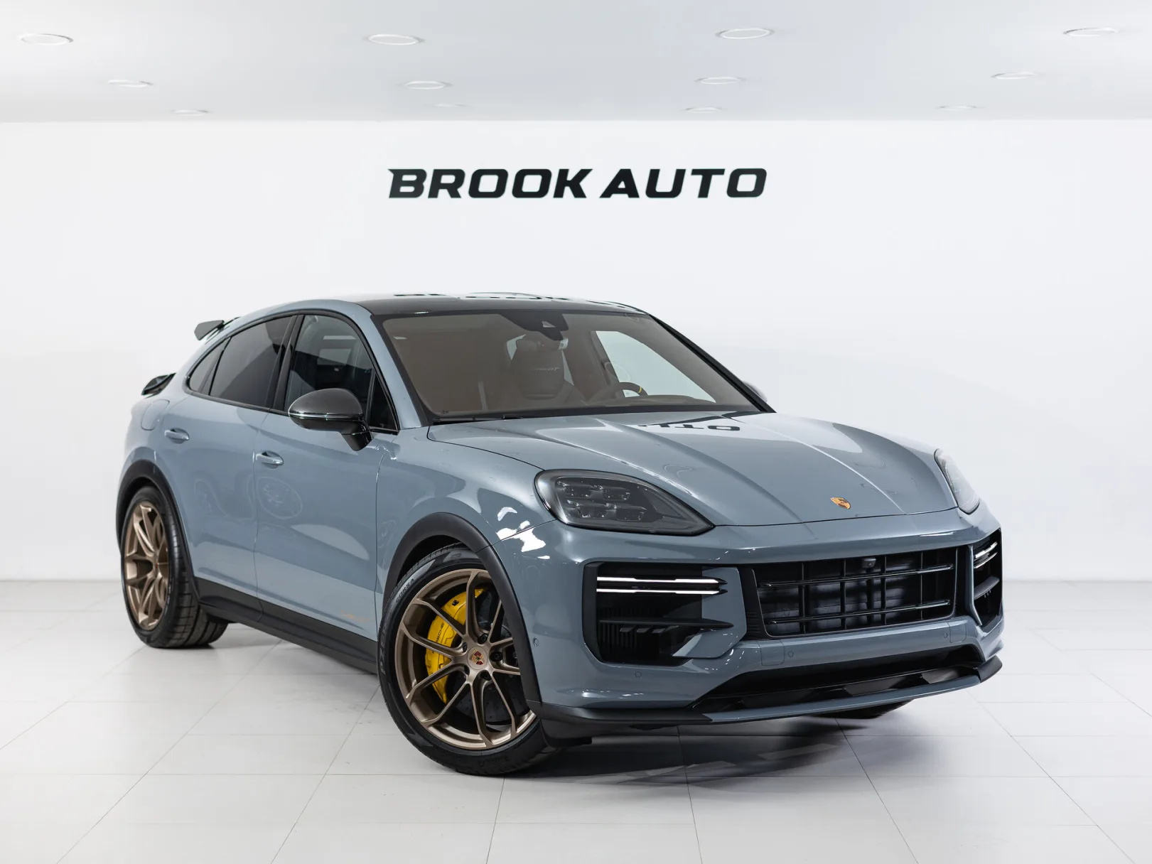 Porsche Cayenne Turbo GT III Рестайлинг, 2025 — экстерьер, фото 3