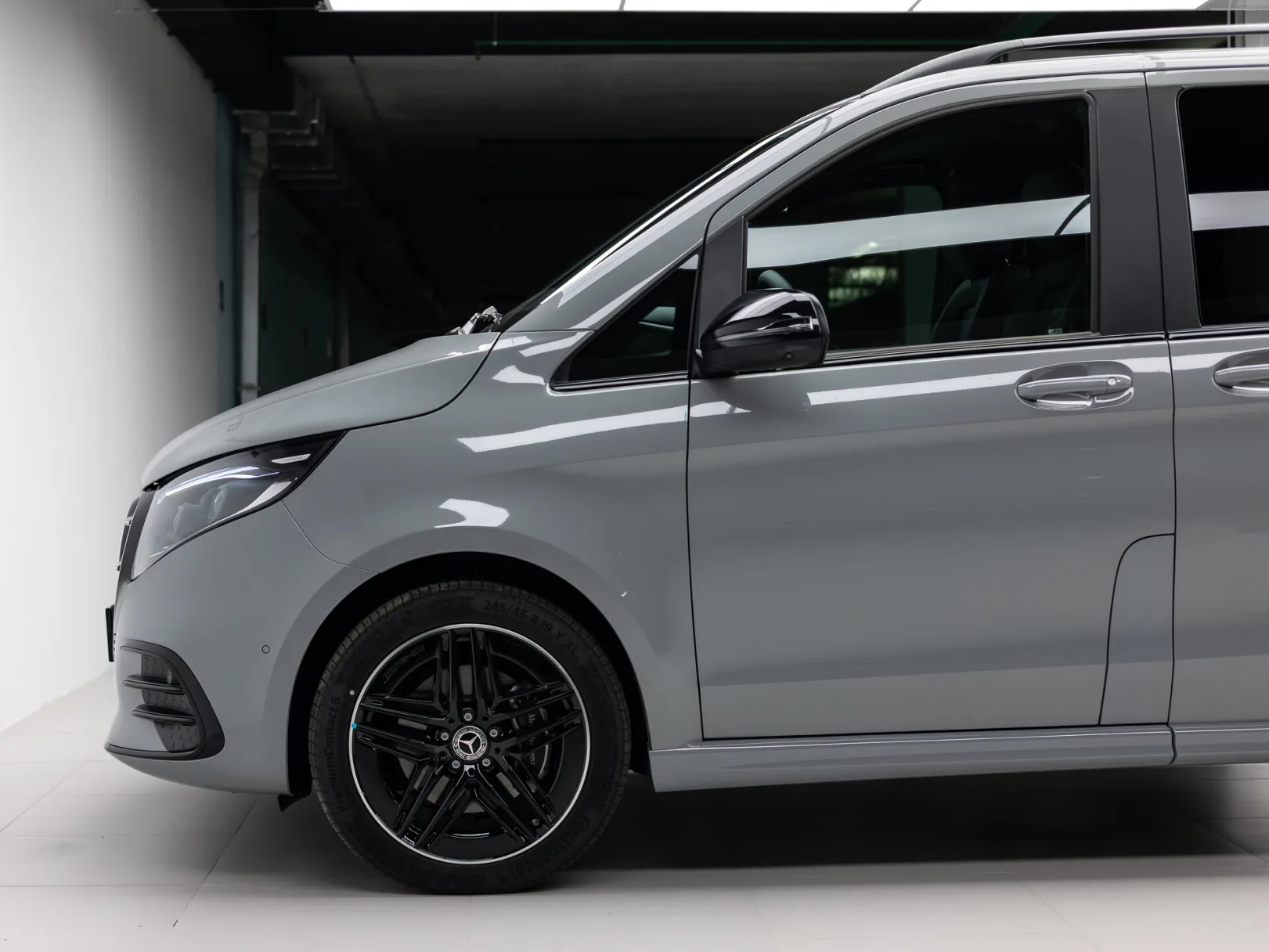 Mercedes-Benz V-Класс Exclusive AMG Line III (W447) Рестайлинг 2, 2026 — экстерьер, фото 40