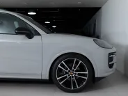 Porsche Cayenne Базовая III Рестайлинг, 2025 — экстерьер, фото 33