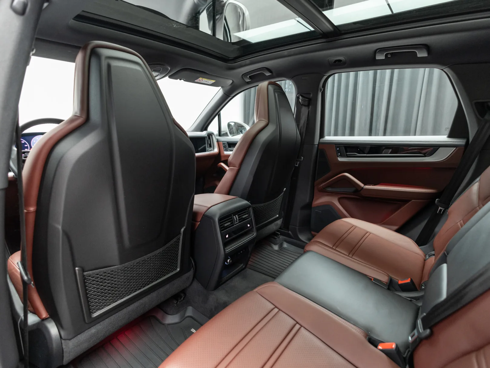 Porsche Cayenne Базовая III Рестайлинг, 2023 — экстерьер, фото 29