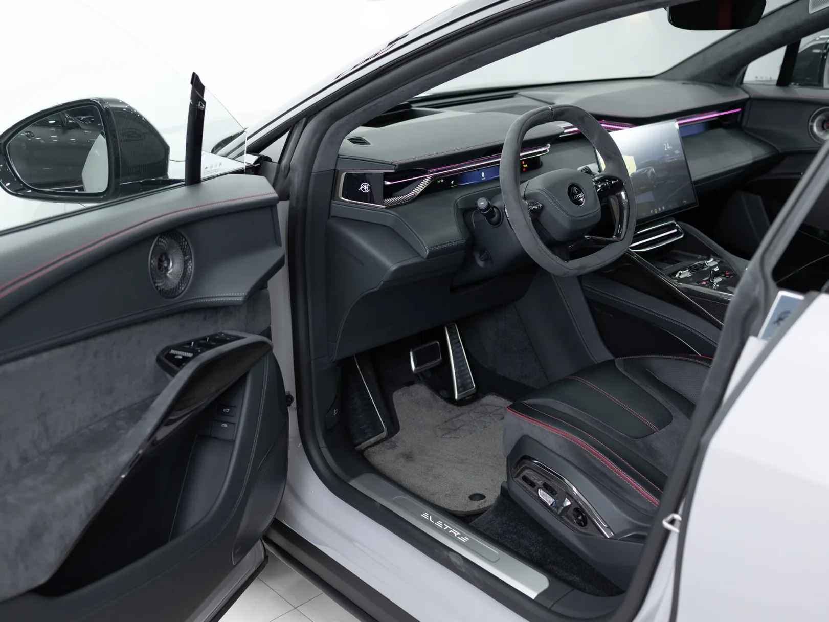 Lotus Eletre R+ I, 2024 — экстерьер, фото 7