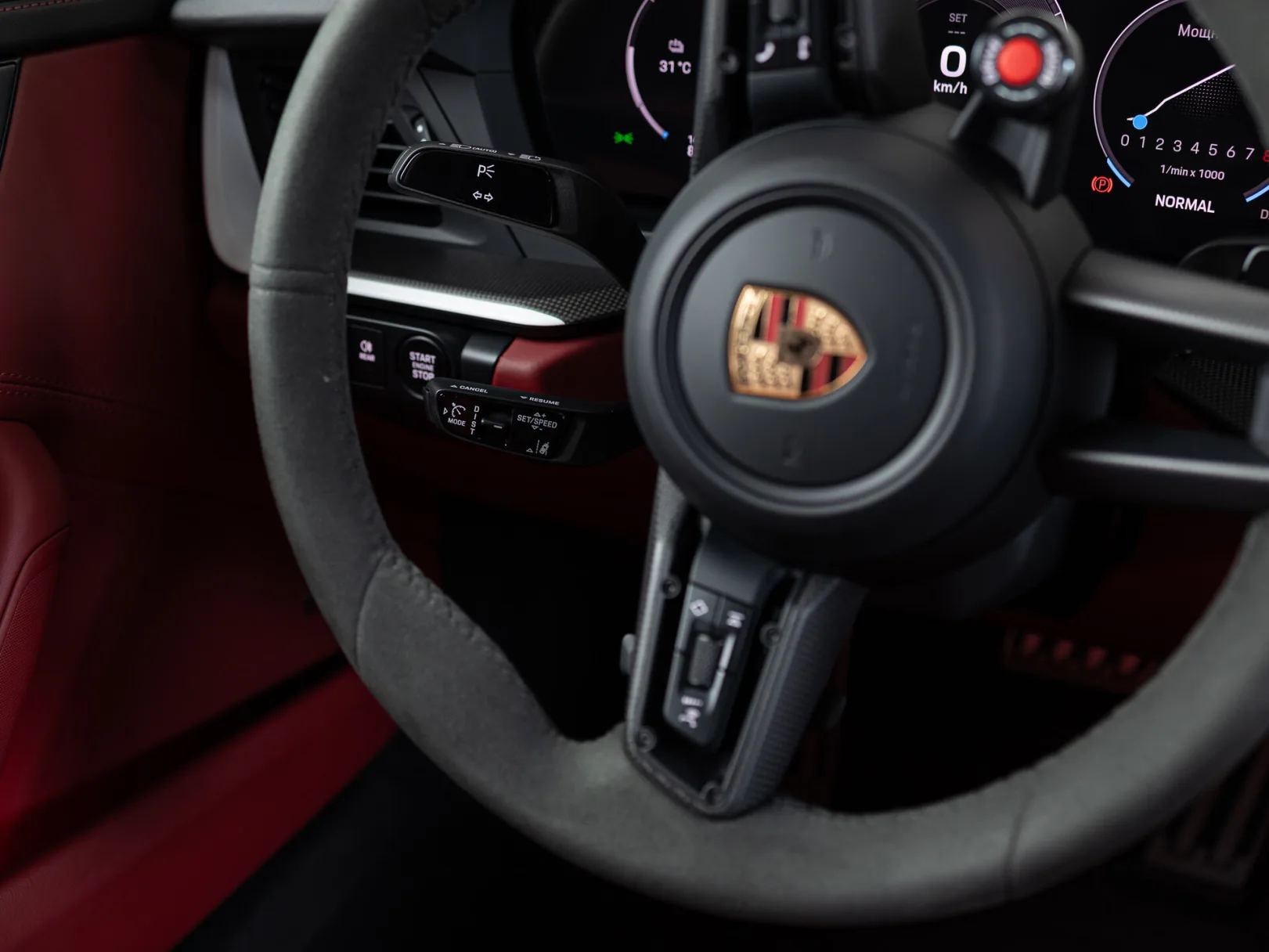 Porsche 911 Carrera 4 GTS VIII (992) Рестайлинг, 2025 — экстерьер, фото 18