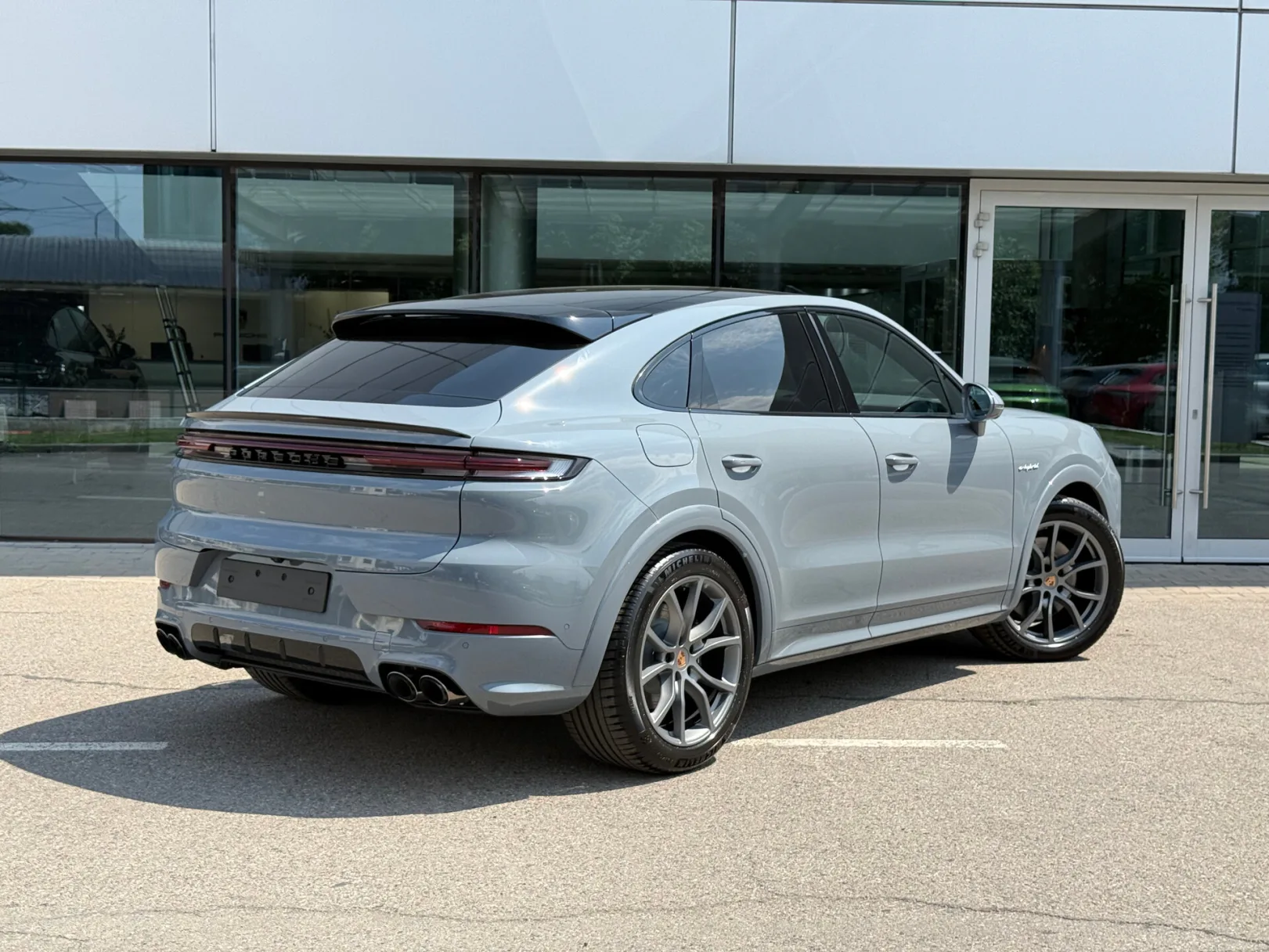Porsche Cayenne E-Hybrid Coupé III Рестайлинг, 2026 — экстерьер, фото 4