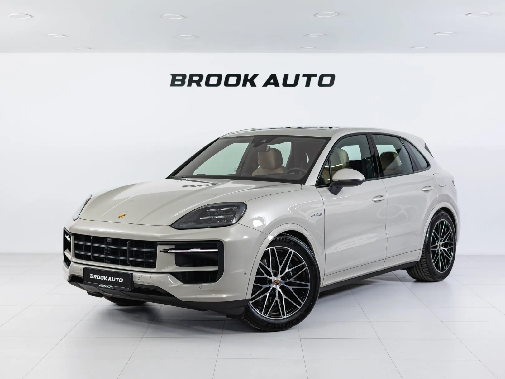 Porsche Cayenne E-Hybrid III Рестайлинг, 2025 — экстерьер, фото 1