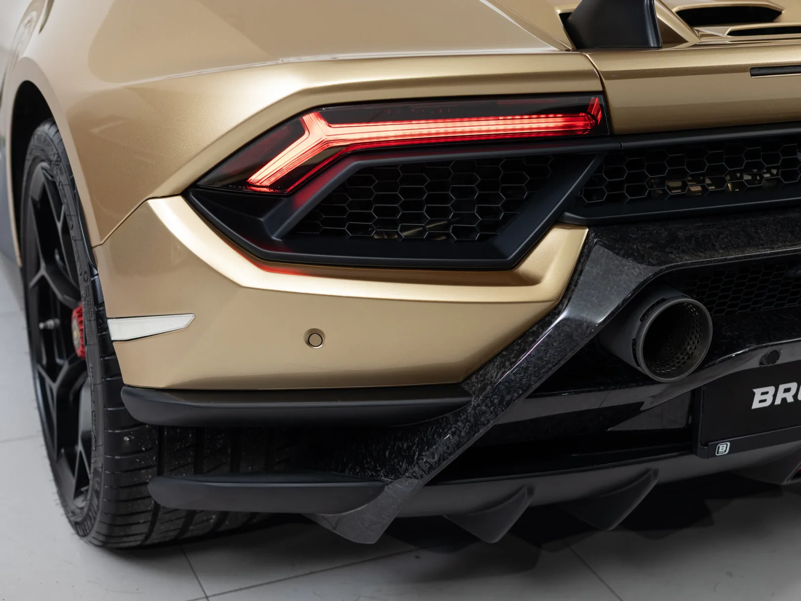 Lamborghini Huracán I, 2018 — экстерьер, фото 31