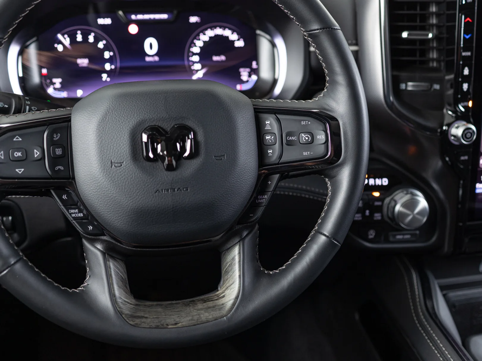 Ram 1500 Limited V Рестайлинг, 2024 — экстерьер, фото 18