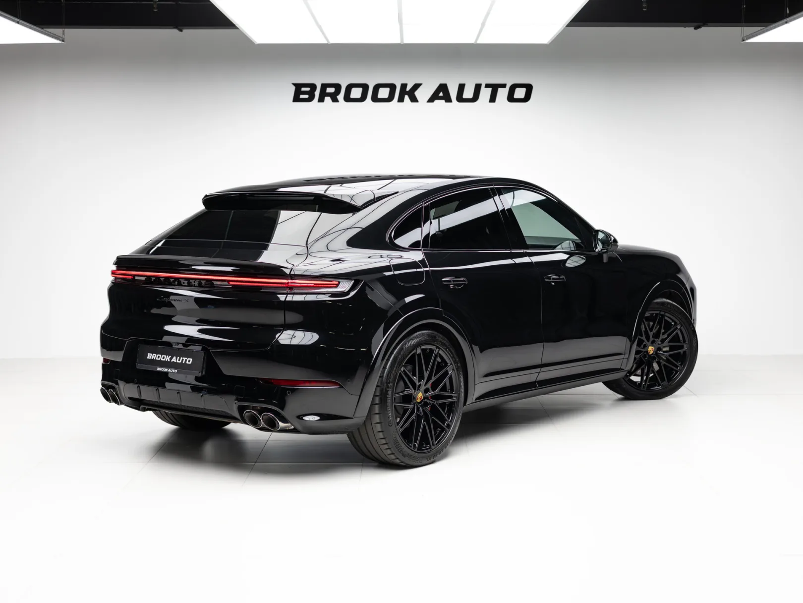 Porsche Cayenne S Coupé III Рестайлинг, 2023 — экстерьер, фото 4