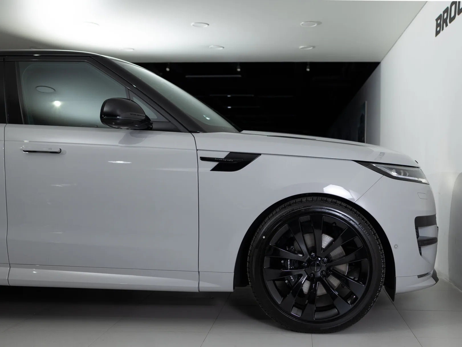 Land Rover Range Rover Sport Autobiography III, 2026 — экстерьер, фото 40