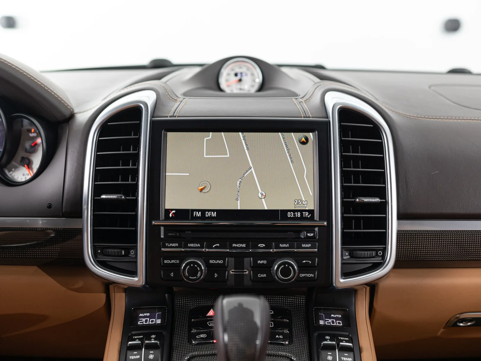 Porsche Cayenne Diesel II Рестайлинг (958), 2014 — экстерьер, фото 22