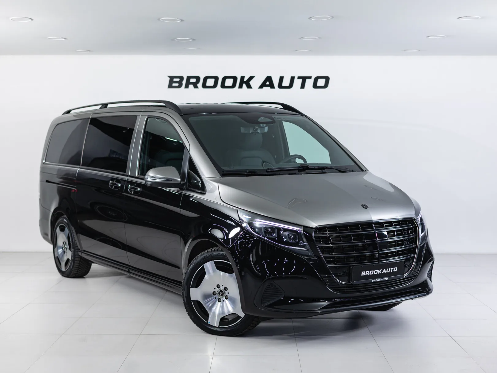 Mercedes-Benz V-Класс Exclusive III (W447) Рестайлинг 2, 2025 — экстерьер, фото 3