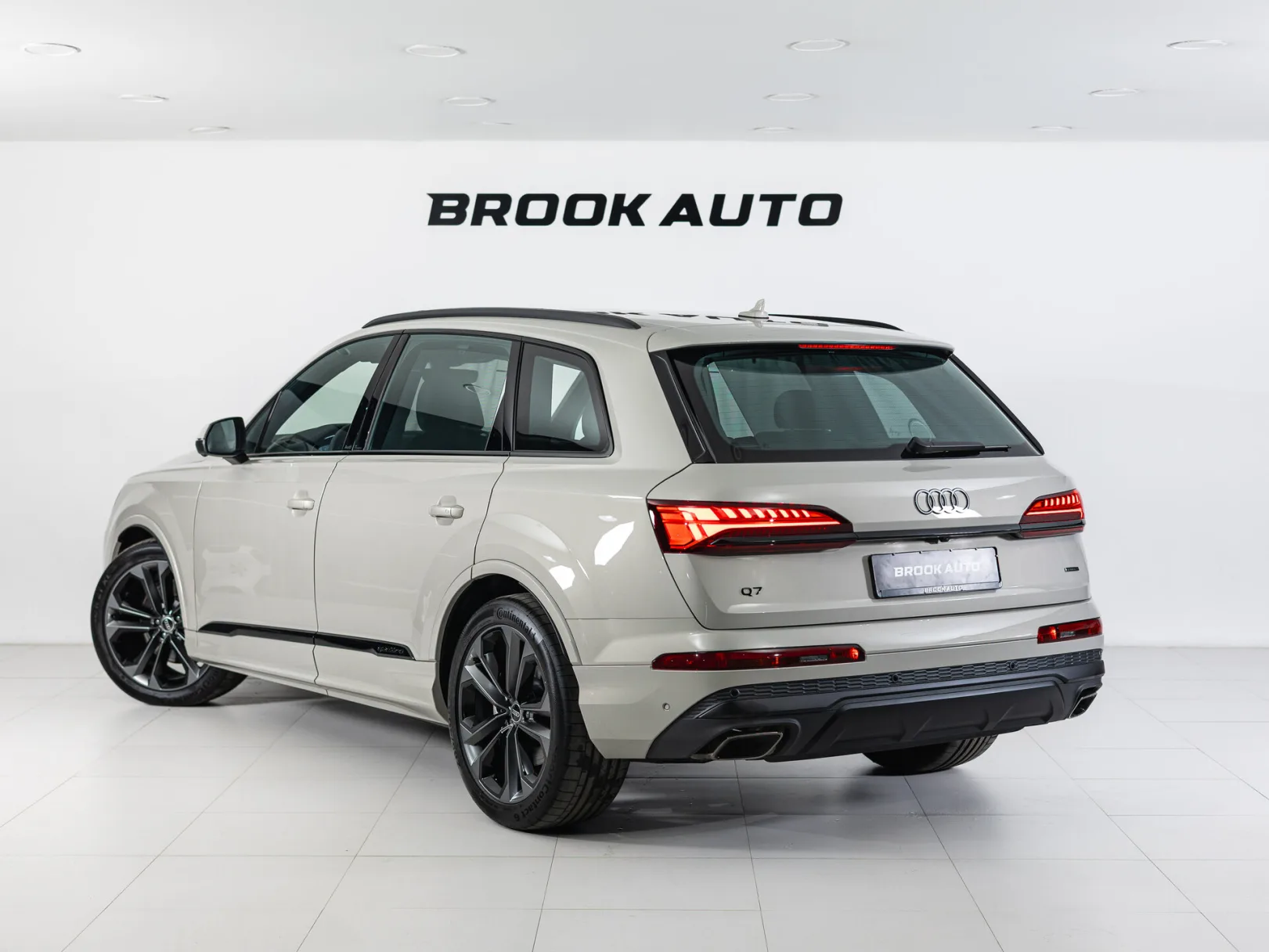 Audi Q7 55 TFSI quattro tiptronic II (4M) Рестайлинг 2, 2024 — экстерьер, фото 4