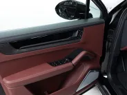 Porsche Cayenne GTS Coupé III Рестайлинг, 2024 — экстерьер, фото 8