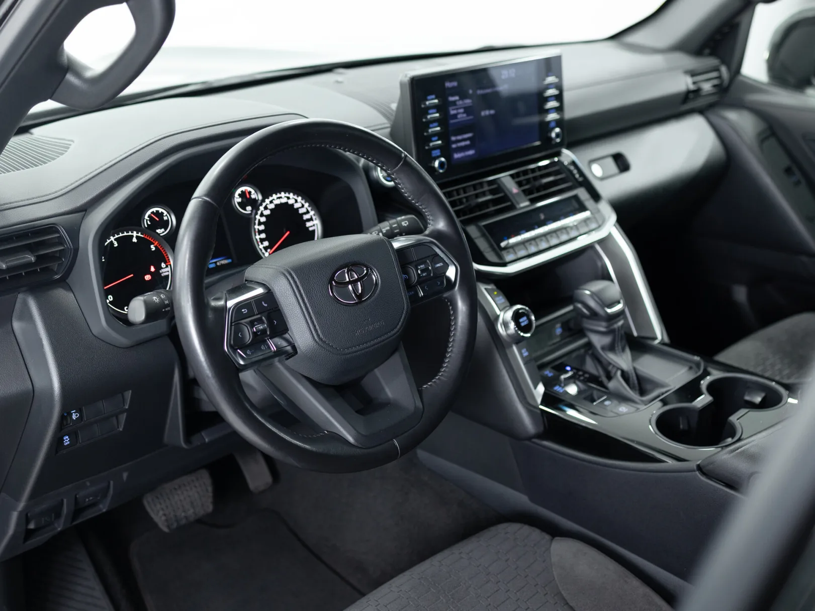 Toyota Land Cruiser GXR 300 Series, 2022 — экстерьер, фото 9