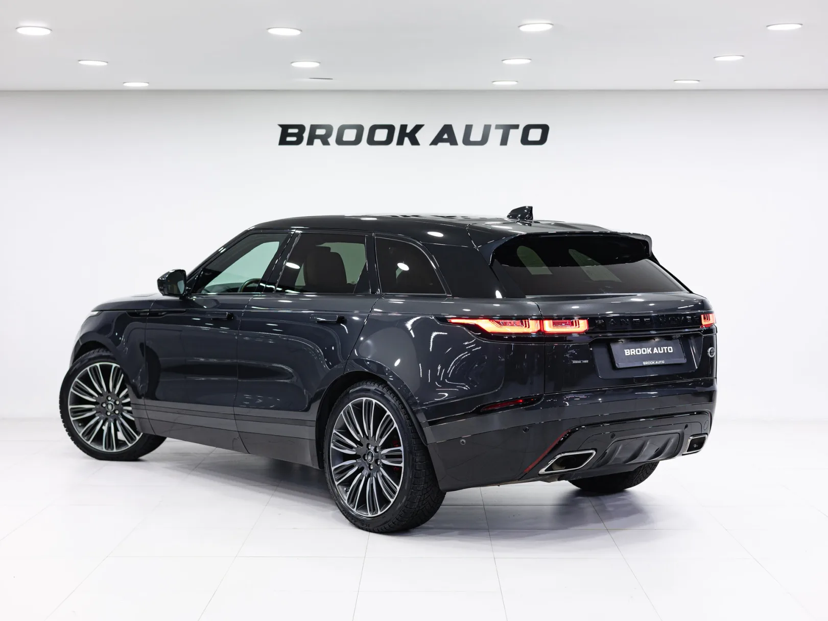Land Rover Range Rover Velar R-Dynamic HSE I, 2018 — экстерьер, фото 4