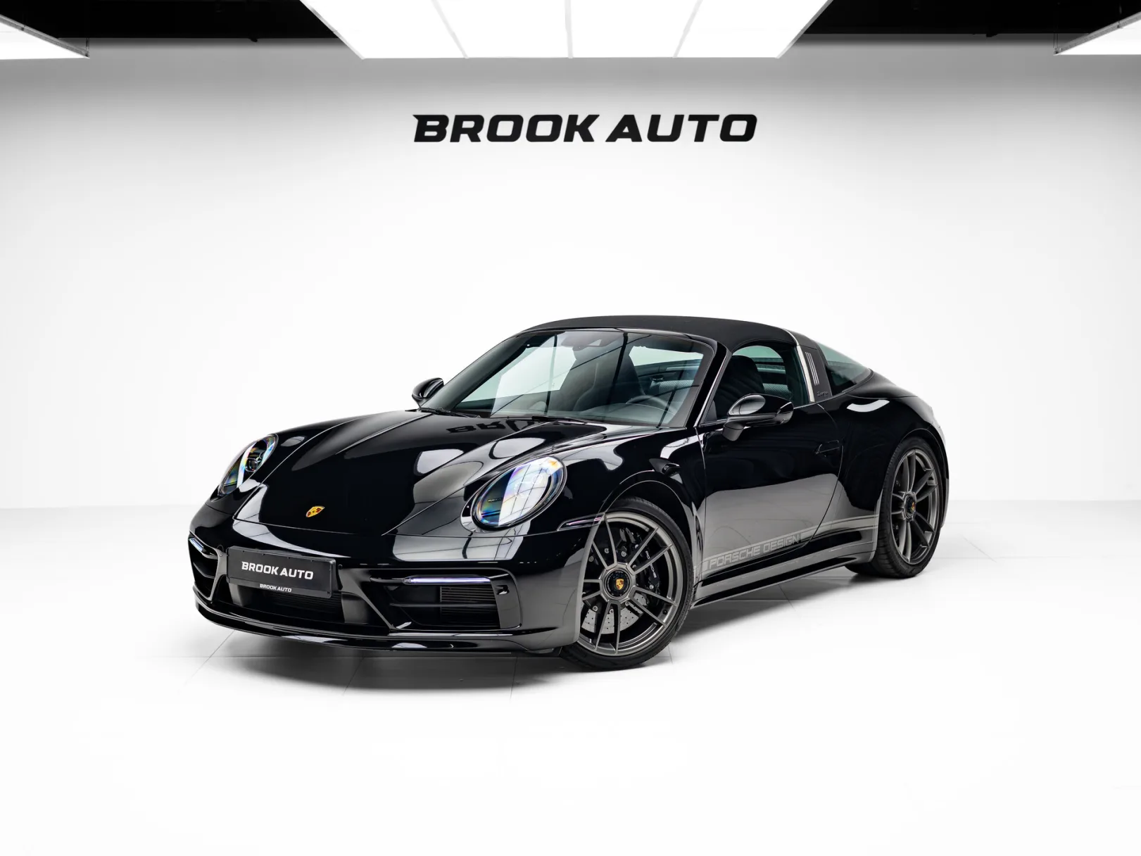 Porsche 911 Edition 50 Years Porsche Design VIII (992), 2022 — экстерьер, фото 2