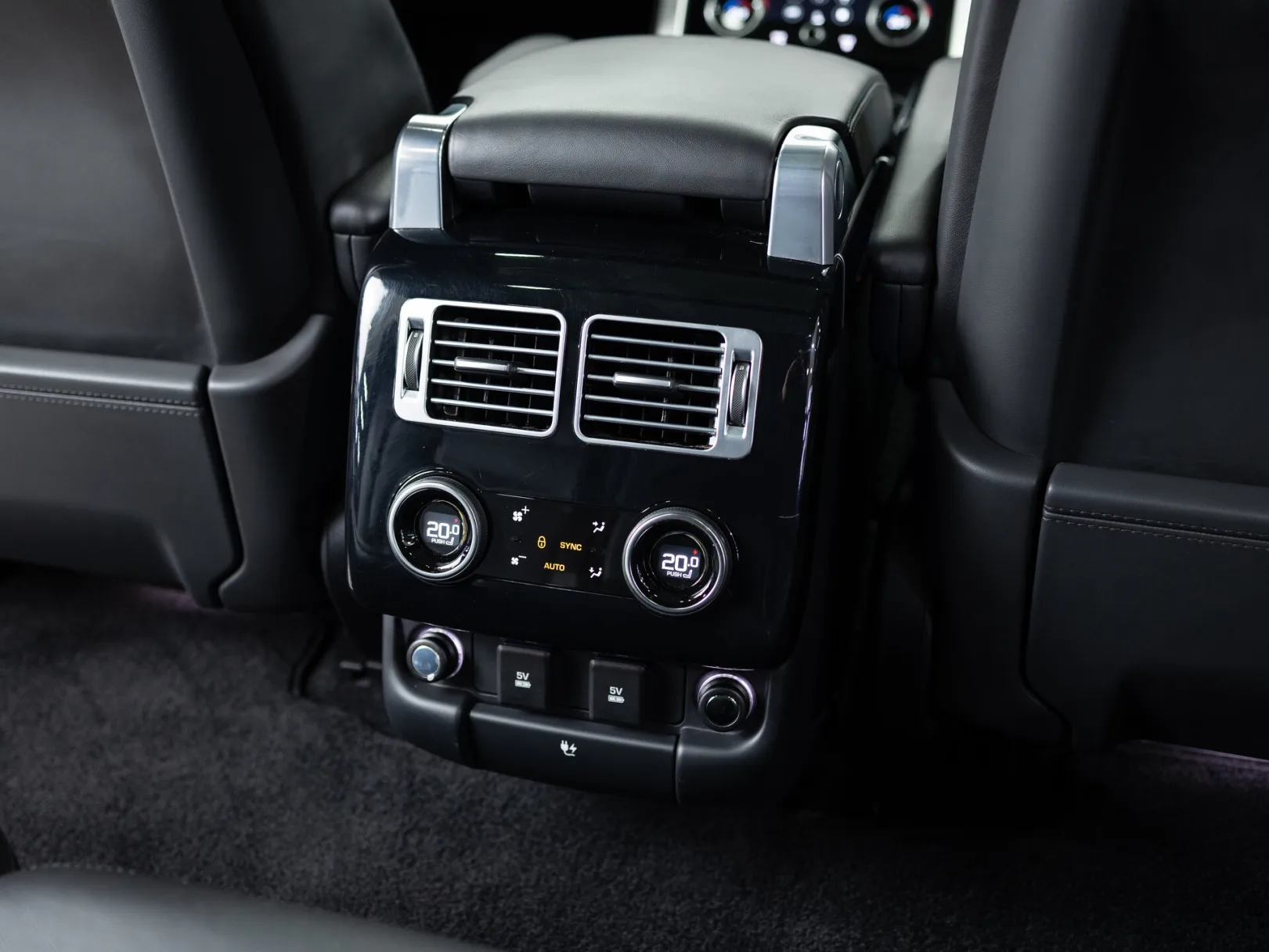 Land Rover Range Rover Vogue IV Рестайлинг, 2021 — экстерьер, фото 30