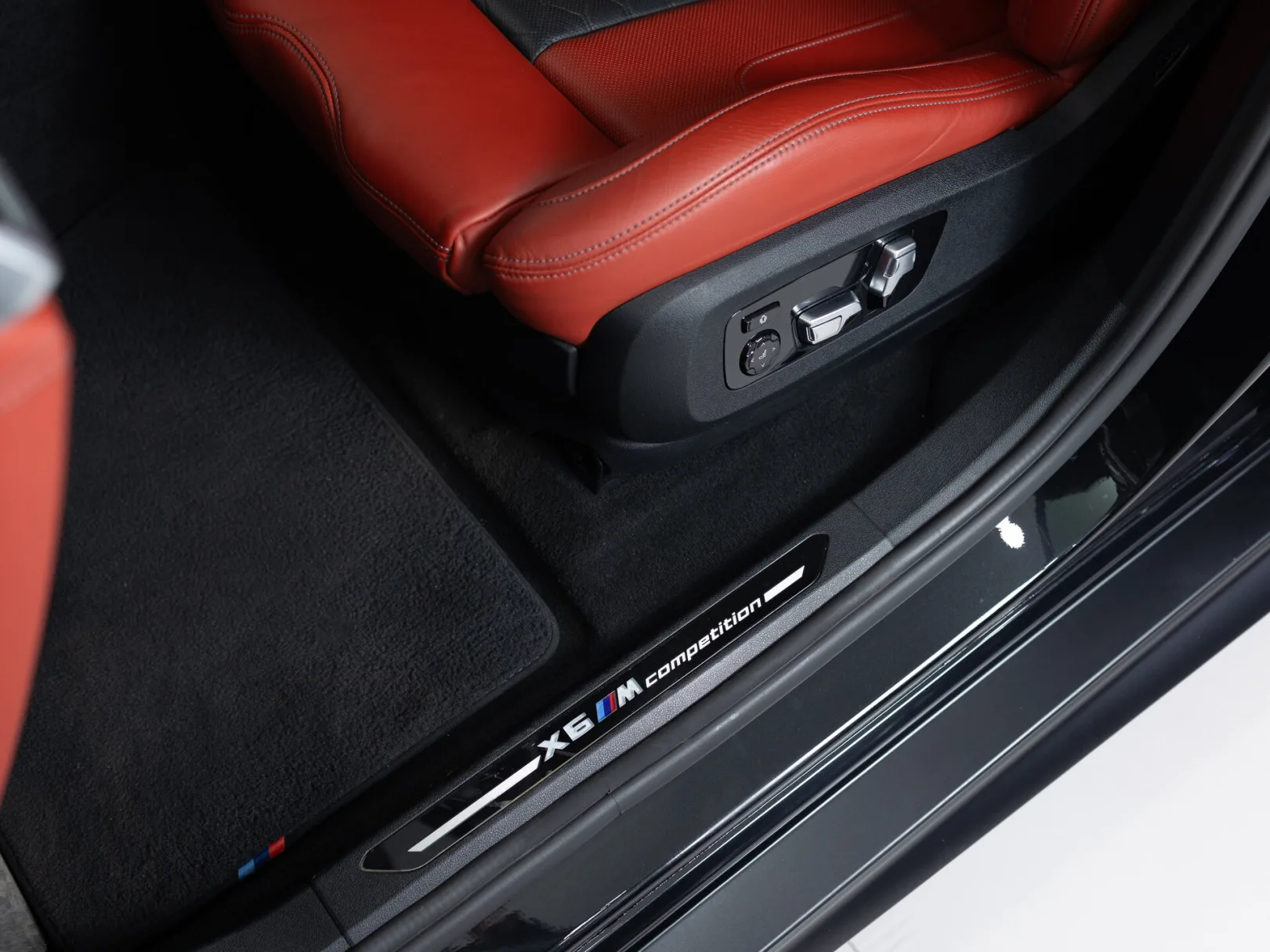 BMW X6 M Competition (M Special) III (F96), 2021 — экстерьер, фото 10