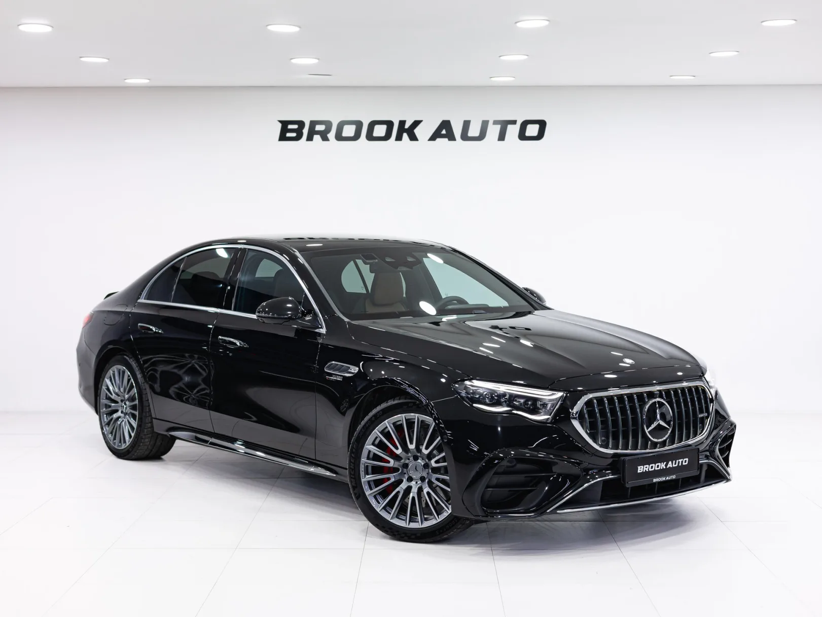 Mercedes-Benz E-Класс AMG E 53 4MATIC+ VI (W214), 2024 — экстерьер, фото 3