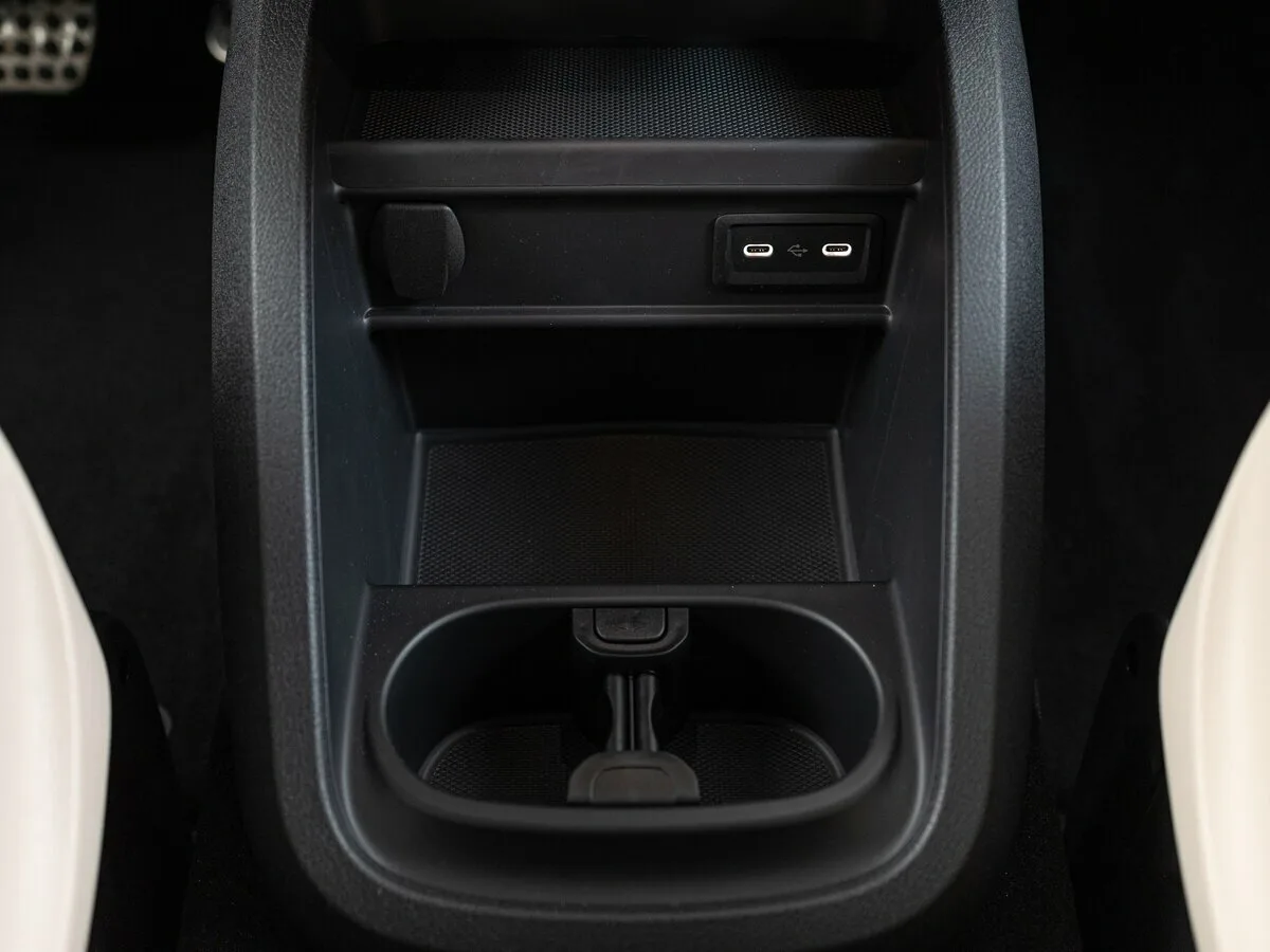 Mercedes-Benz V-Класс Exclusive III (W447) Рестайлинг 2, 2026 — экстерьер, фото 22