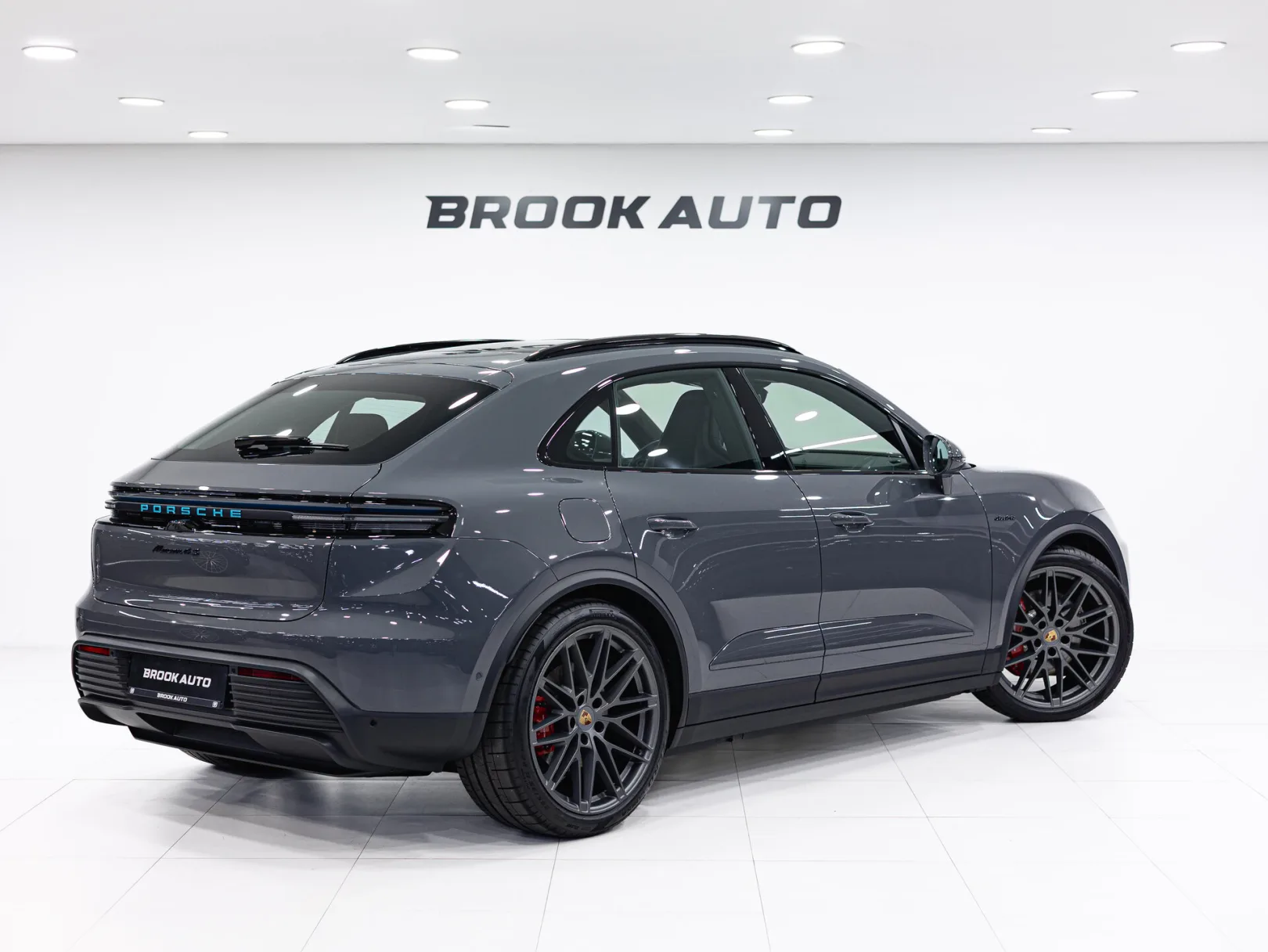 Porsche Macan 4S Electric II, 2025 — экстерьер, фото 4