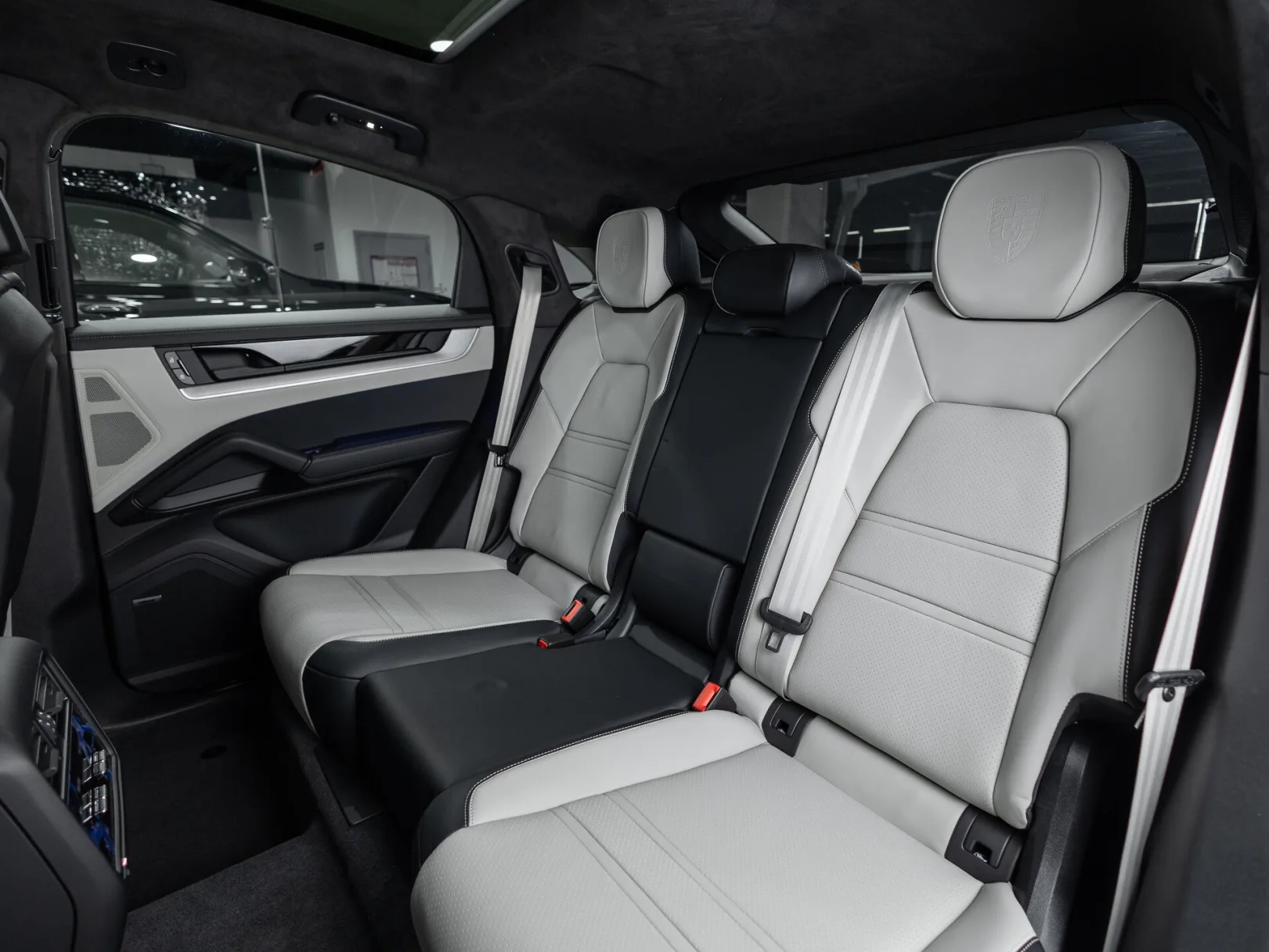 Porsche Cayenne S Coupé III Рестайлинг, 2026 — экстерьер, фото 30