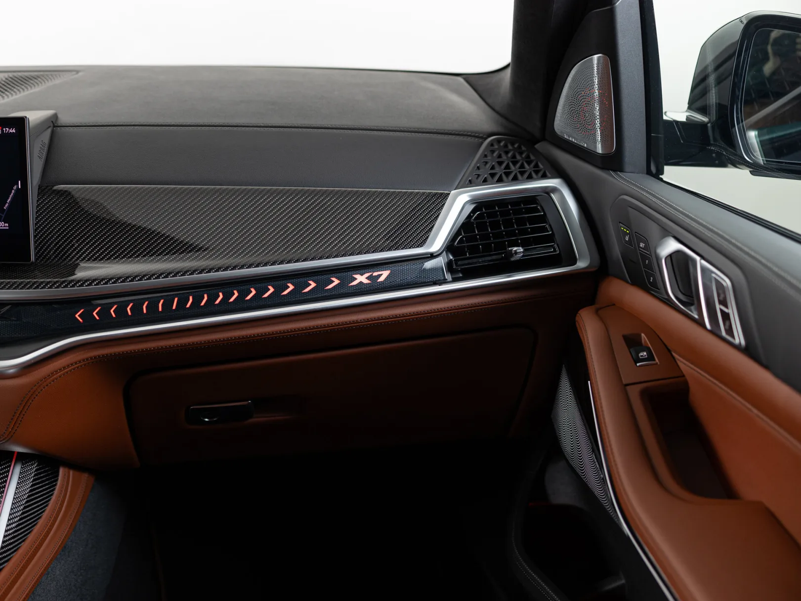 BMW X7 xDrive40d M Sport Pro I (G07) Рестайлинг, 2026 — экстерьер, фото 22