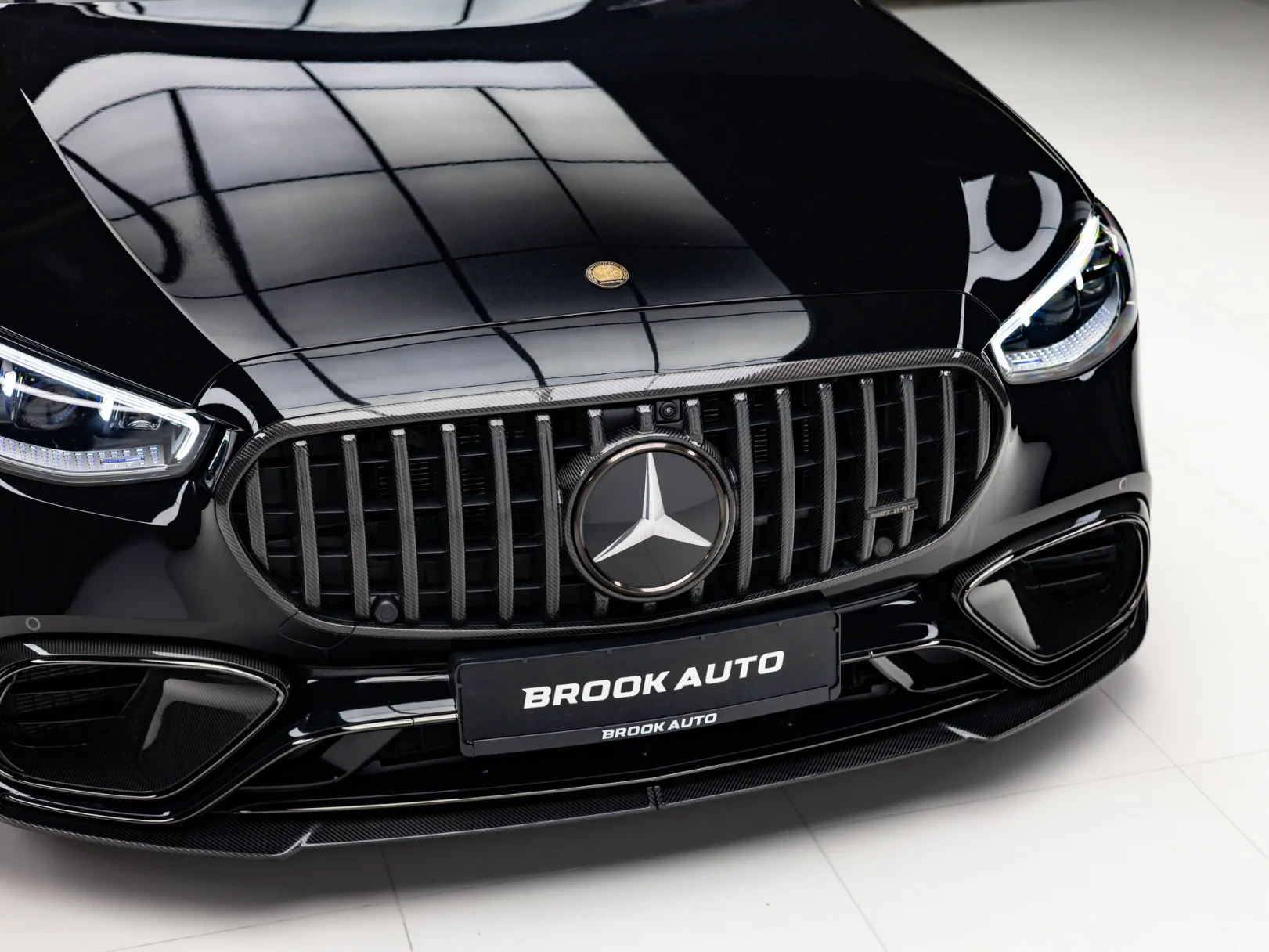 Mercedes-Benz S-Класс AMG S 63 IV (W223), 2024 — экстерьер, фото 32