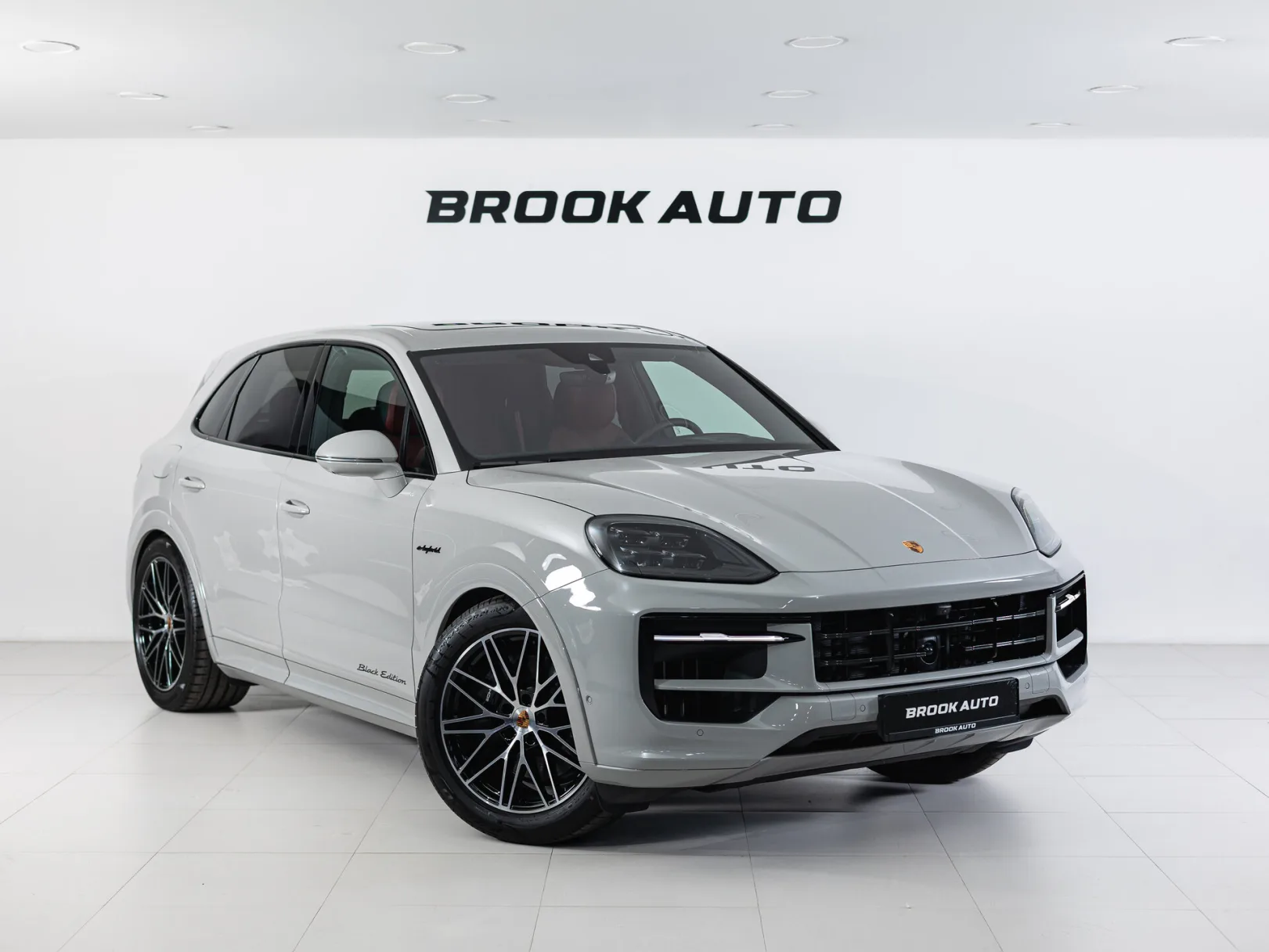 Porsche Cayenne E-Hybrid III Рестайлинг, 2026 — экстерьер, фото 3