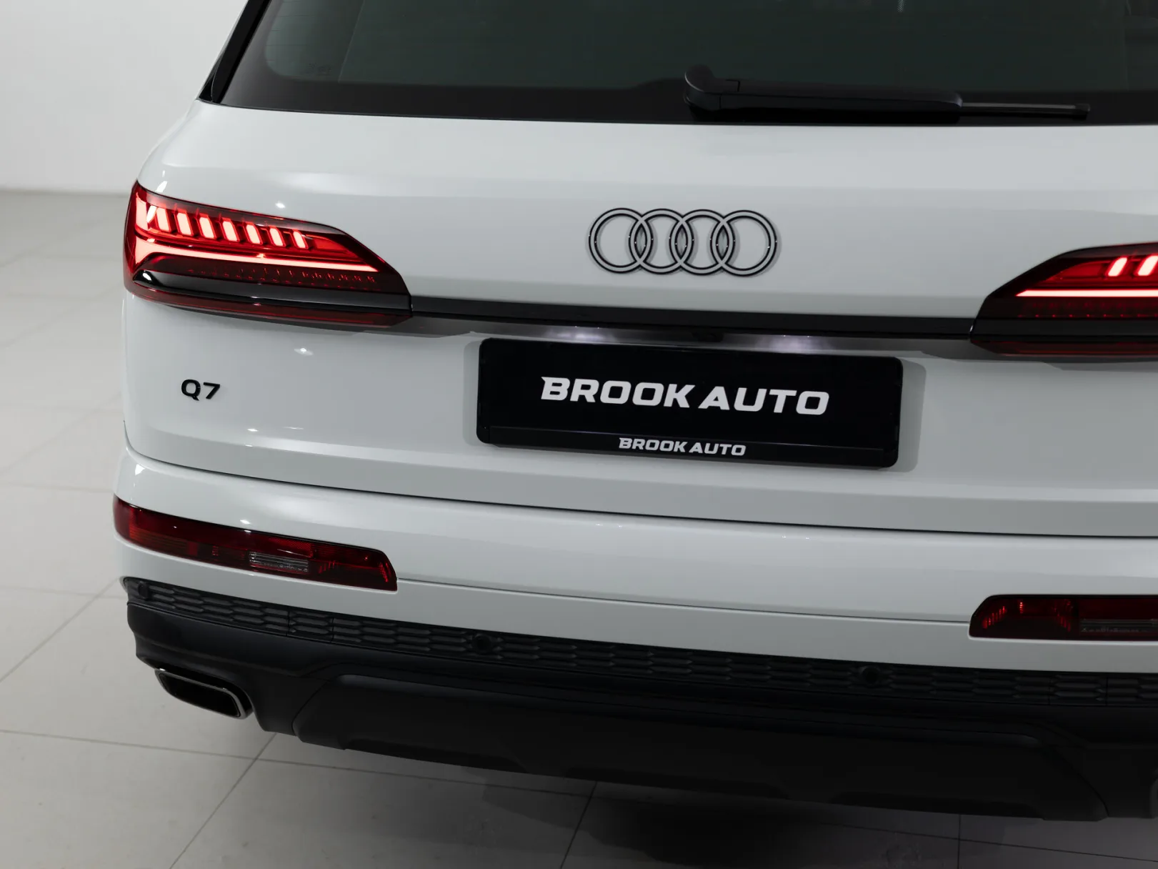 Audi Q7 55 TFSI quattro tiptronic II (4M) Рестайлинг 2, 2024 — экстерьер, фото 31