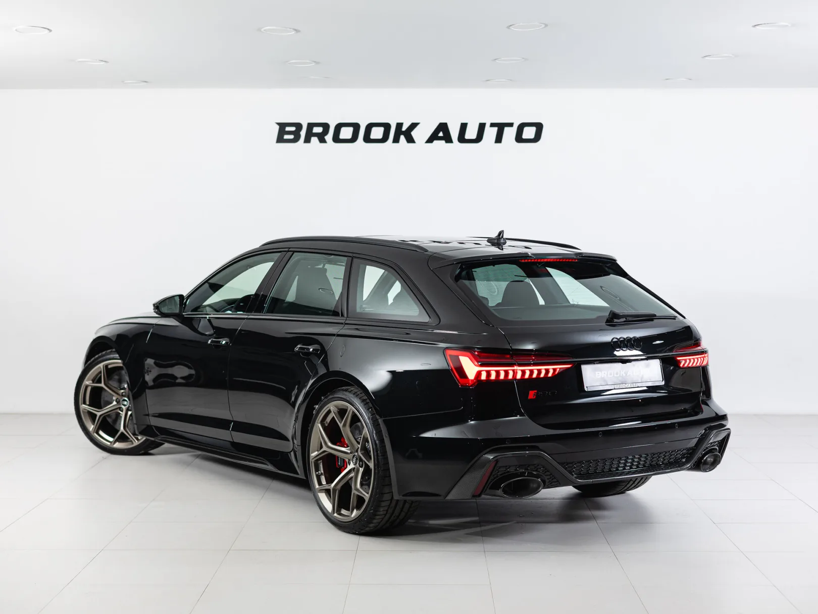 Audi RS 6 RS6 Avant performance IV (C8), 2025 — экстерьер, фото 4