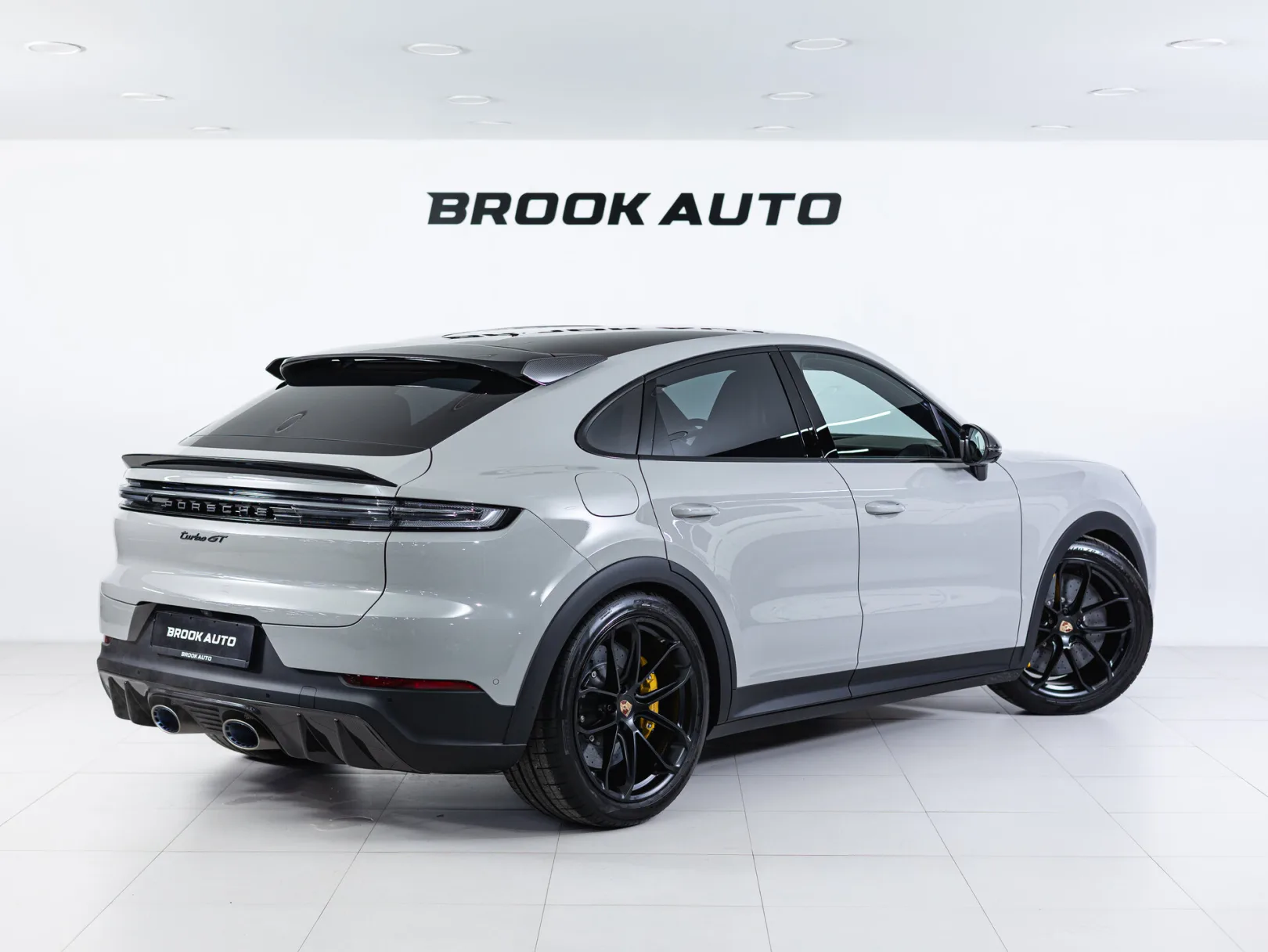 Porsche Cayenne Turbo GT III Рестайлинг, 2025 — экстерьер, фото 4