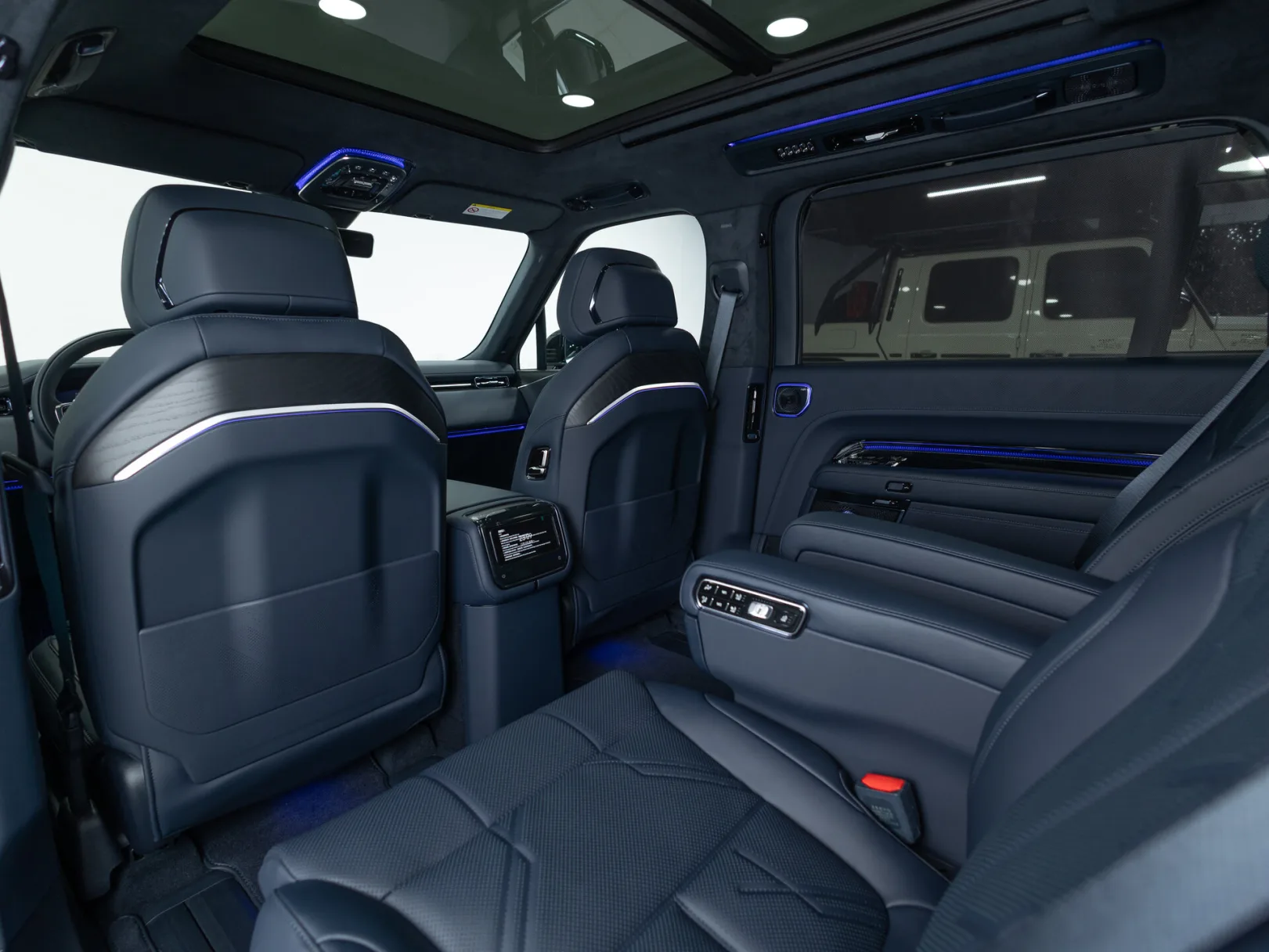 Zeekr 9X Max (6 seats) I, 2025 — экстерьер, фото 28