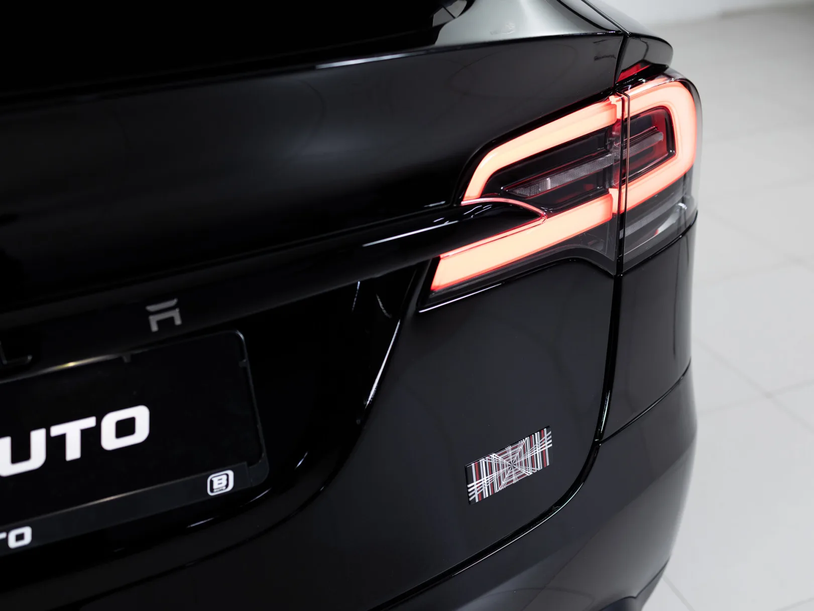 Tesla Model X I Рестайлинг, 2023 — экстерьер, фото 35