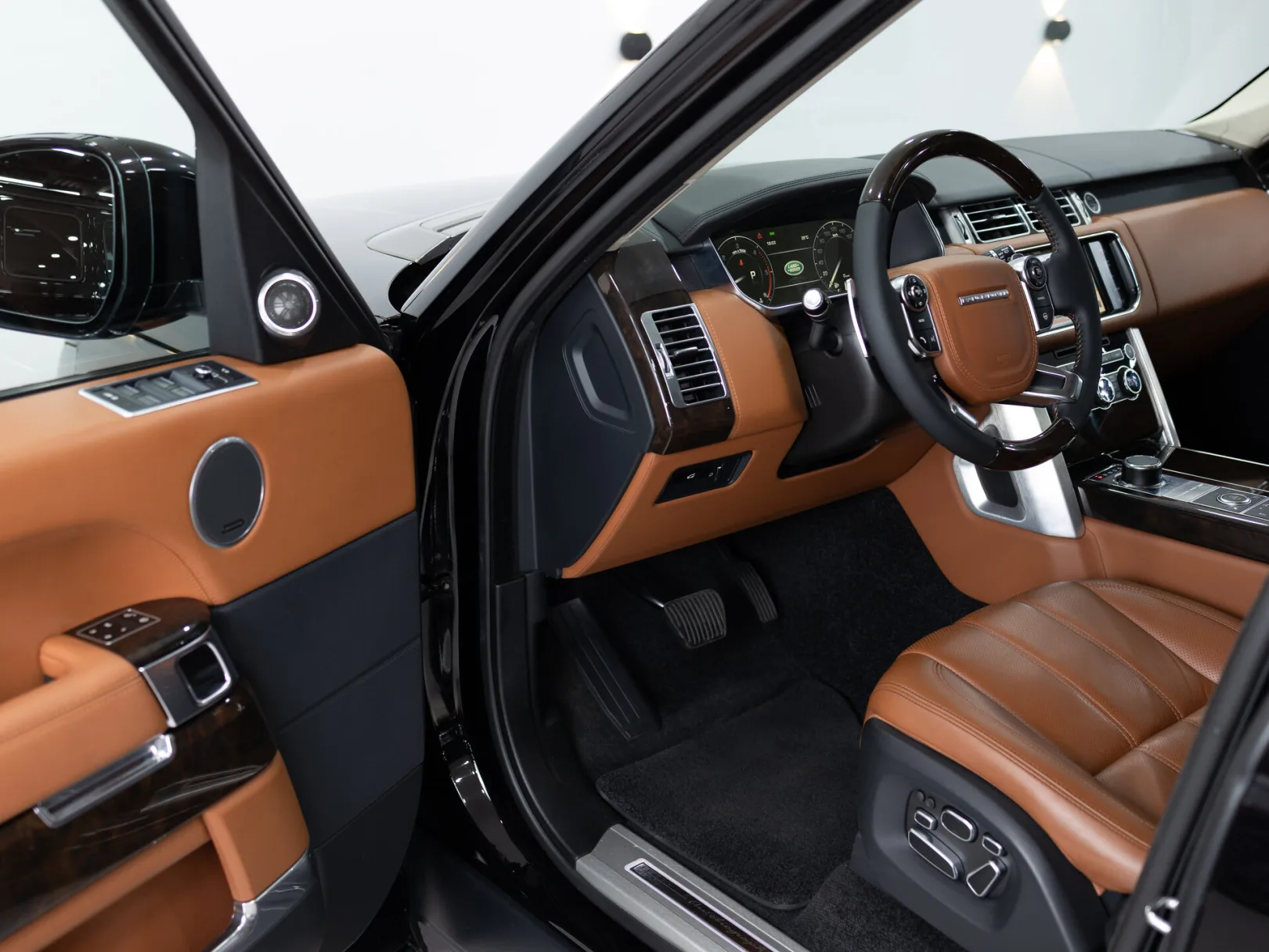 Land Rover Range Rover Autobiography IV, 2015 — экстерьер, фото 7