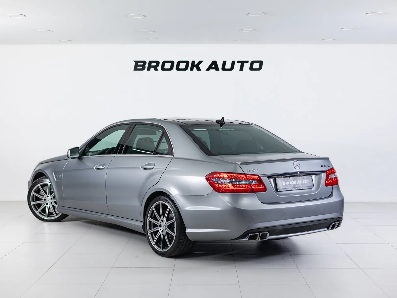 Mercedes-Benz E-Класс AMG E 63 AMG IV (W212, S212), 2011 — экстерьер, фото 6