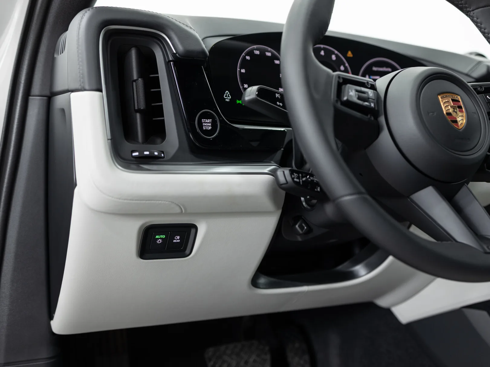 Porsche Cayenne Coupé III Рестайлинг, 2025 — экстерьер, фото 14
