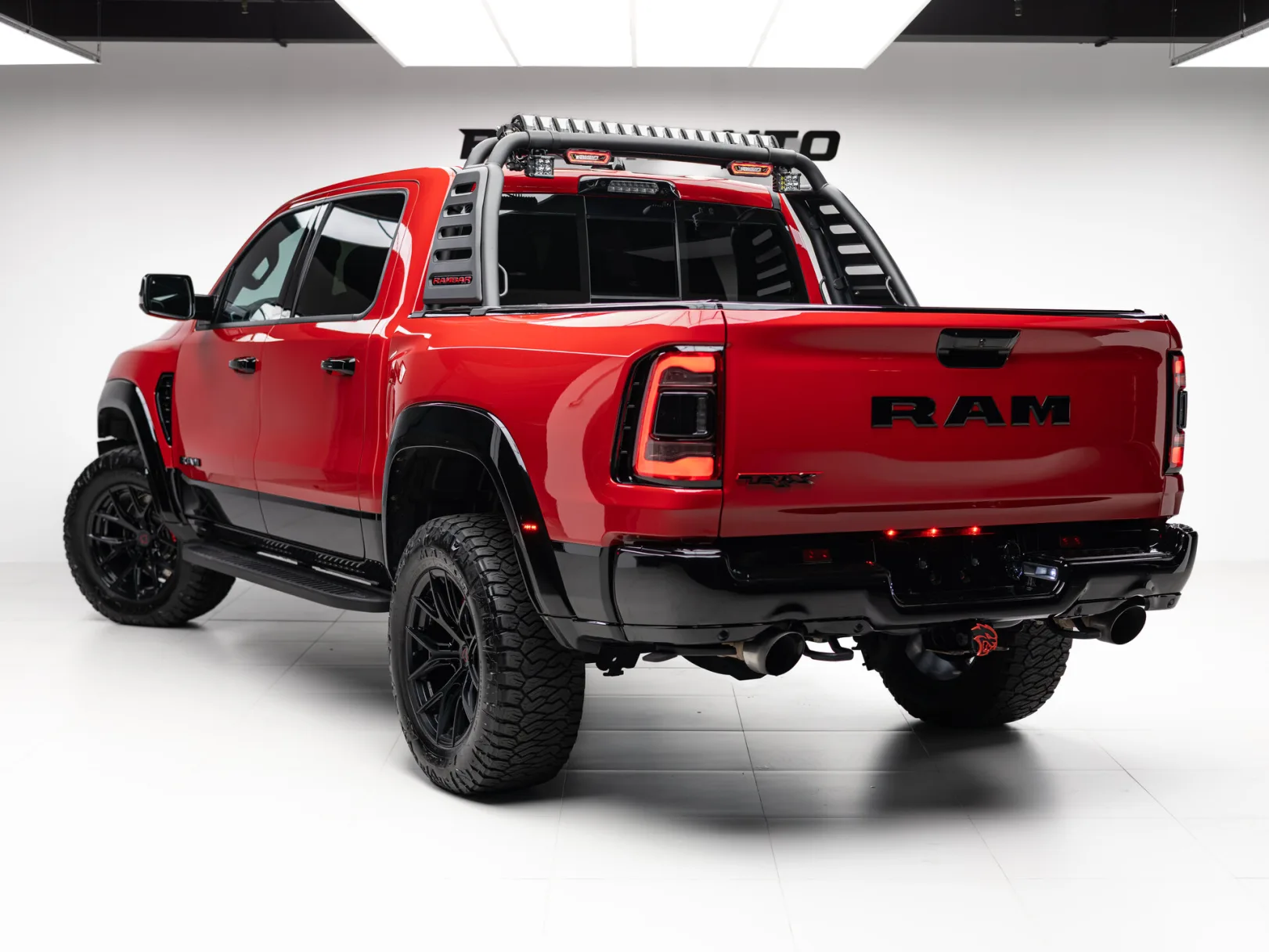 Ram 1500 TRX V, 2023 — экстерьер, фото 6
