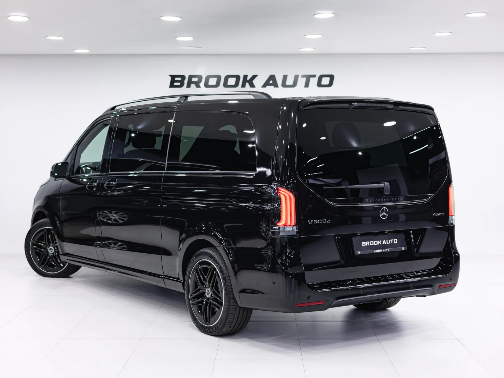 Mercedes-Benz V-Класс Avantgarde III (W447) Рестайлинг 2, 2025 — экстерьер, фото 6