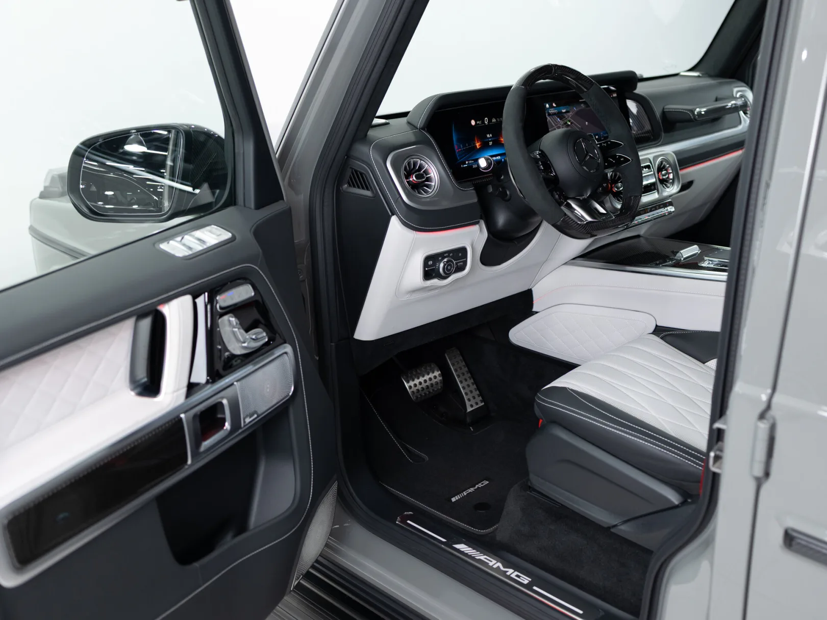 Mercedes-Benz G-Класс AMG G 63 II (W465) Рестайлинг, 2025 — экстерьер, фото 7