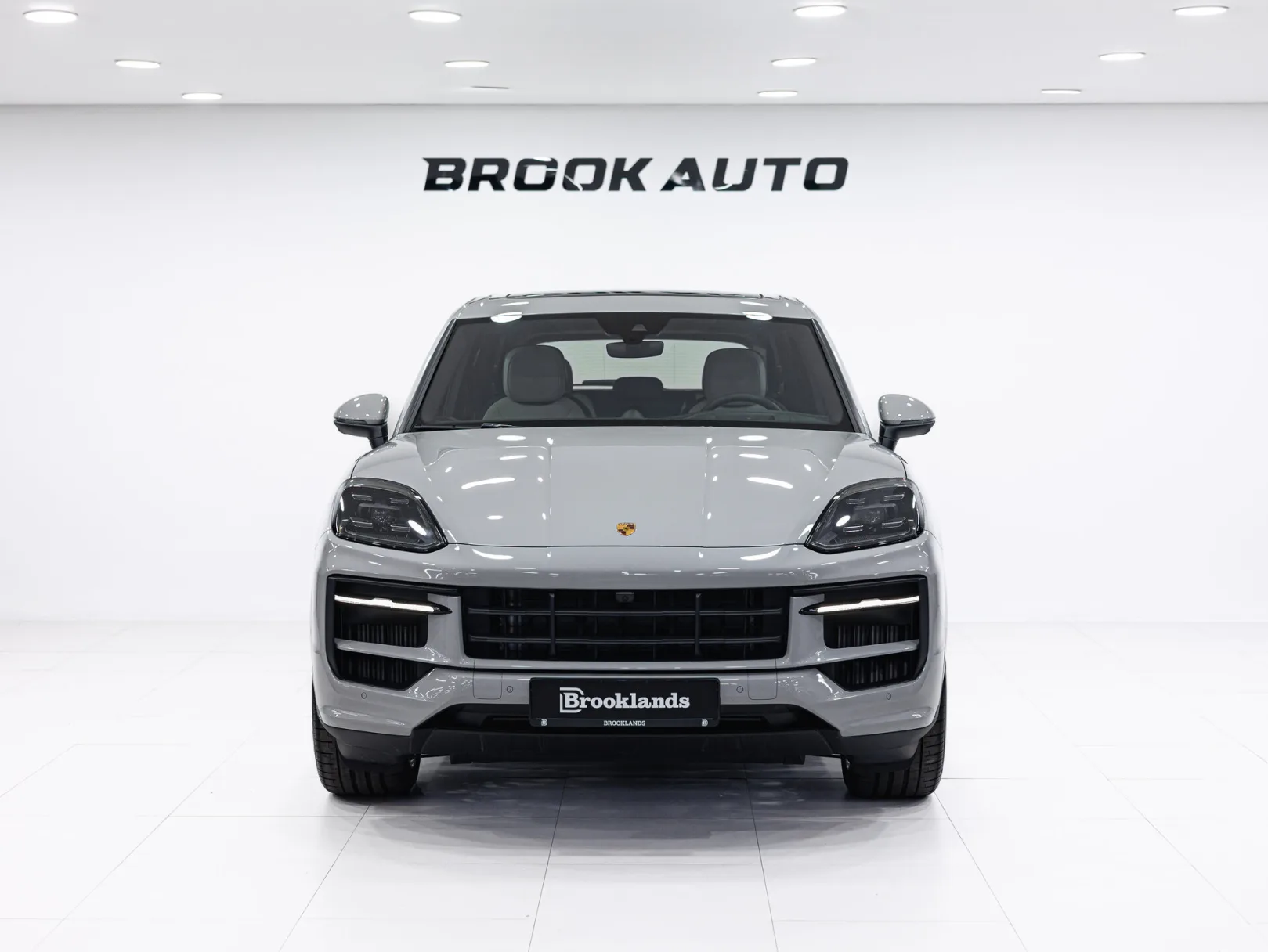 Porsche Cayenne Базовая III Рестайлинг, 2025 — экстерьер, фото 2